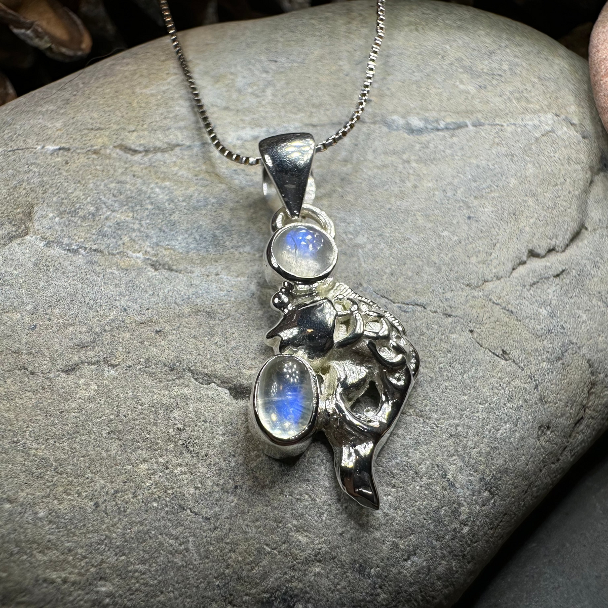 Fionn's Salmon of Knowledge Necklace | Pendant | Wiccan Center