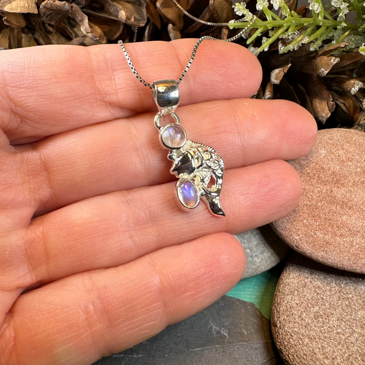 Fionn's Salmon of Knowledge Necklace | Pendant | Wiccan Center