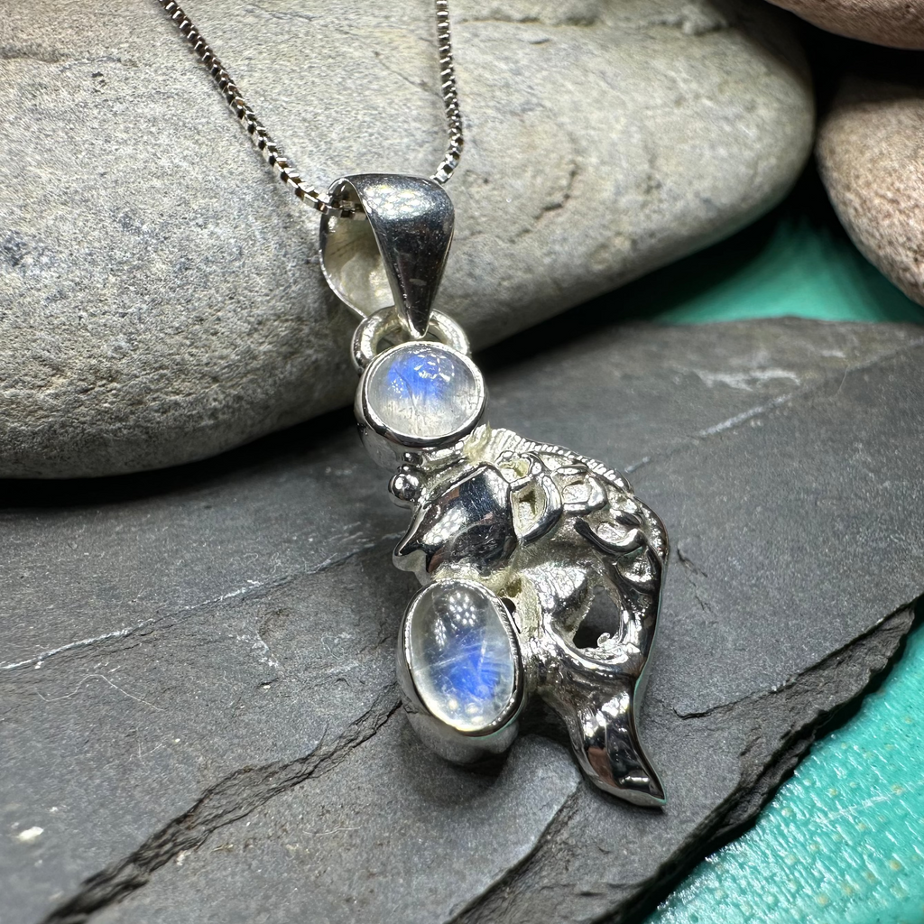 Fionn's Salmon of Knowledge Necklace | Pendant | Wiccan Center