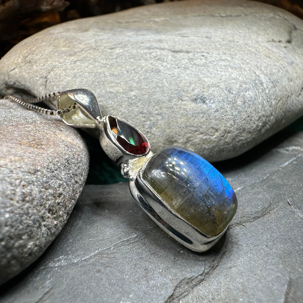 Briony Labradorite Necklace in Sterling Silver | Pendant | Wiccan Center