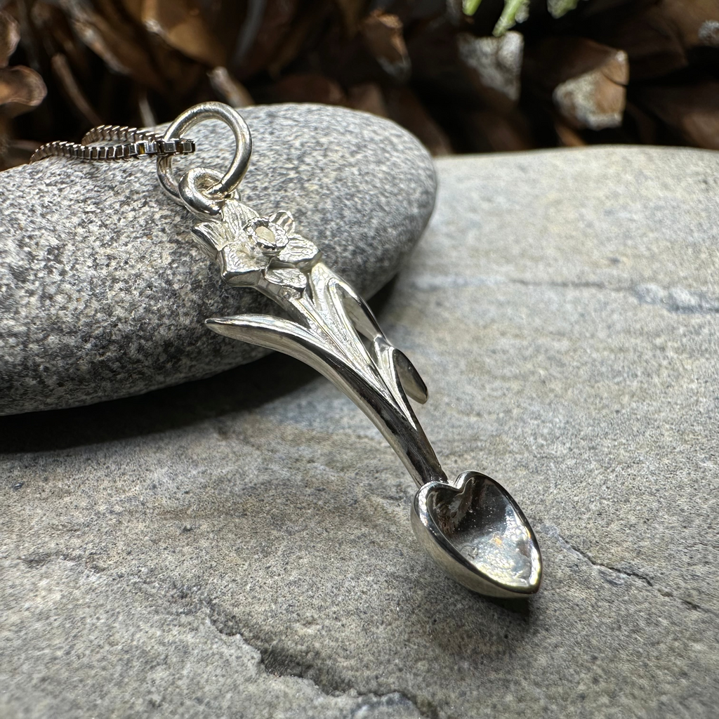 Welsh Daffodil Love Spoon Necklace | Pendant | Wiccan Center