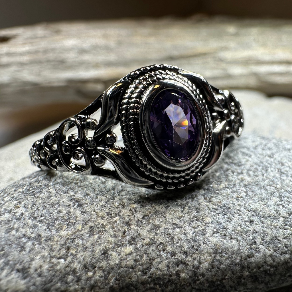 Romantic Celtic Knot Ring in Sterling Silver