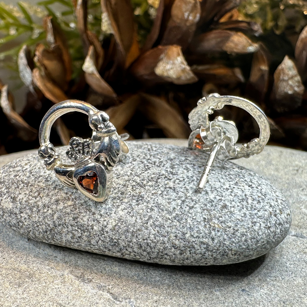 Cheerful Irish Claddagh Earrings