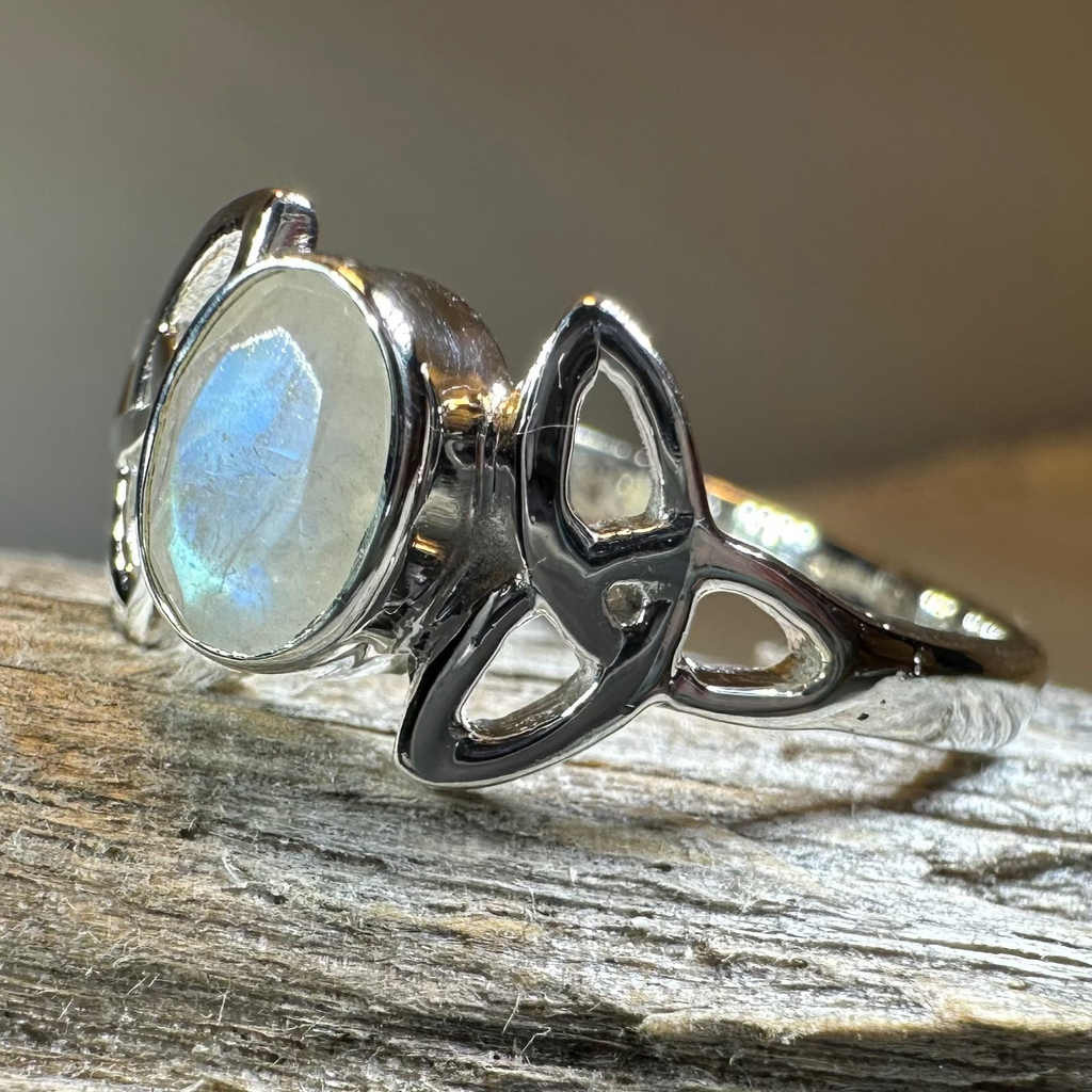 Cordelia Trinity Knot Moonstone Ring in Sterling Silver