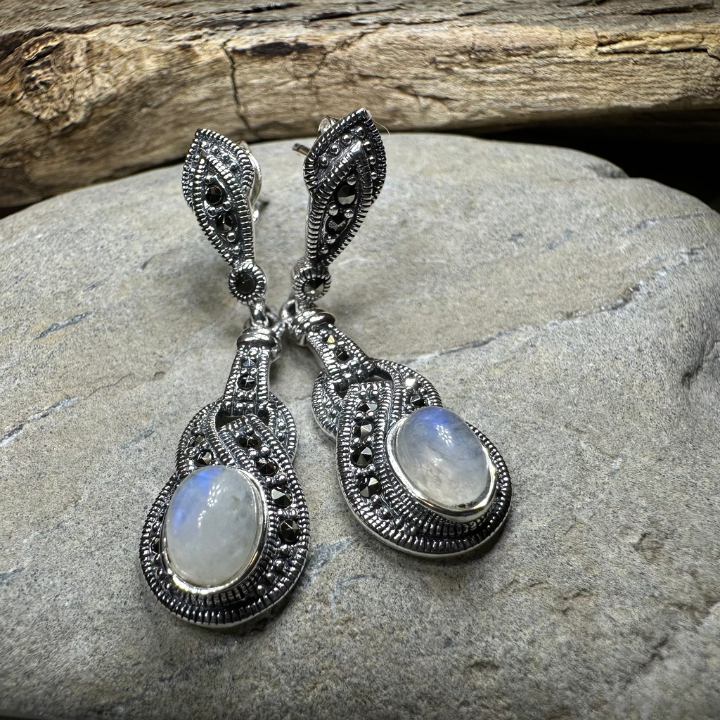Maeve Celtic Knot Earrings | Dangle Earrings | Wiccan Center
