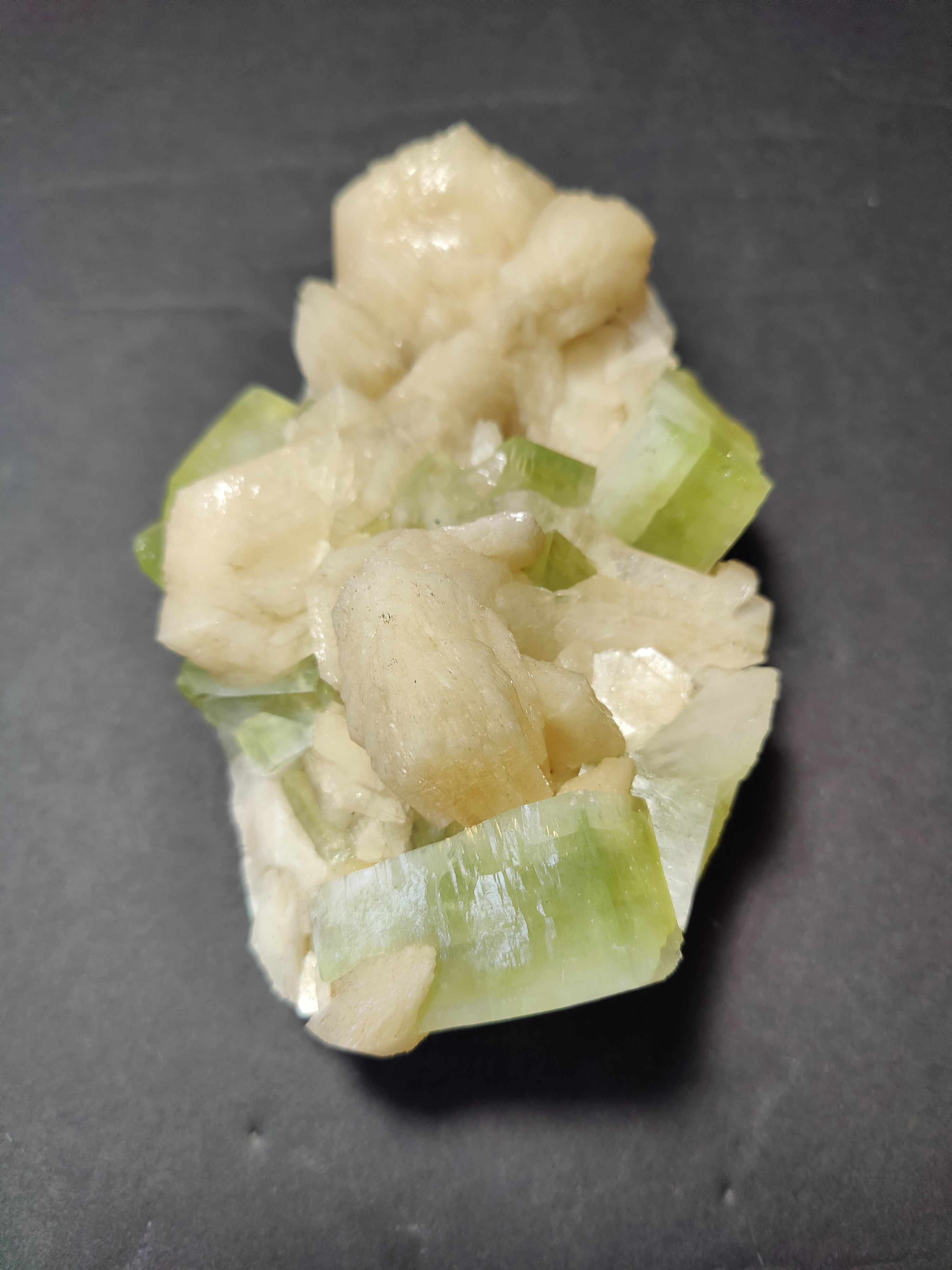 Green Apophyllite Cubes with Peach Stilbite Specimen 761g | Minerals | Wiccan Center