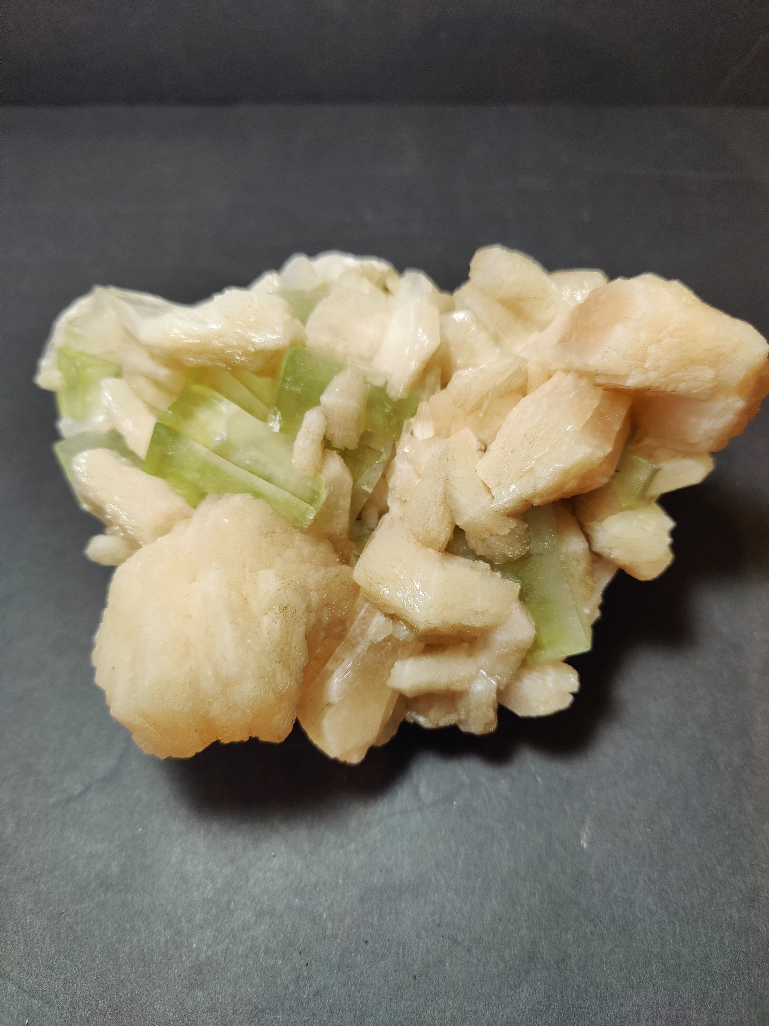 Green Apophyllite Cubes with Peach Stilbite Specimen 859g | Minerals | Wiccan Center
