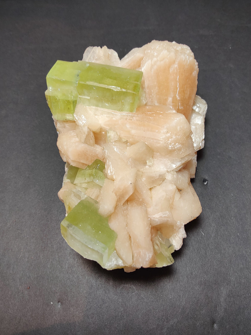 Green Apophyllite Cubes with Peach Stilbite Specimen 717g | Minerals | Wiccan Center