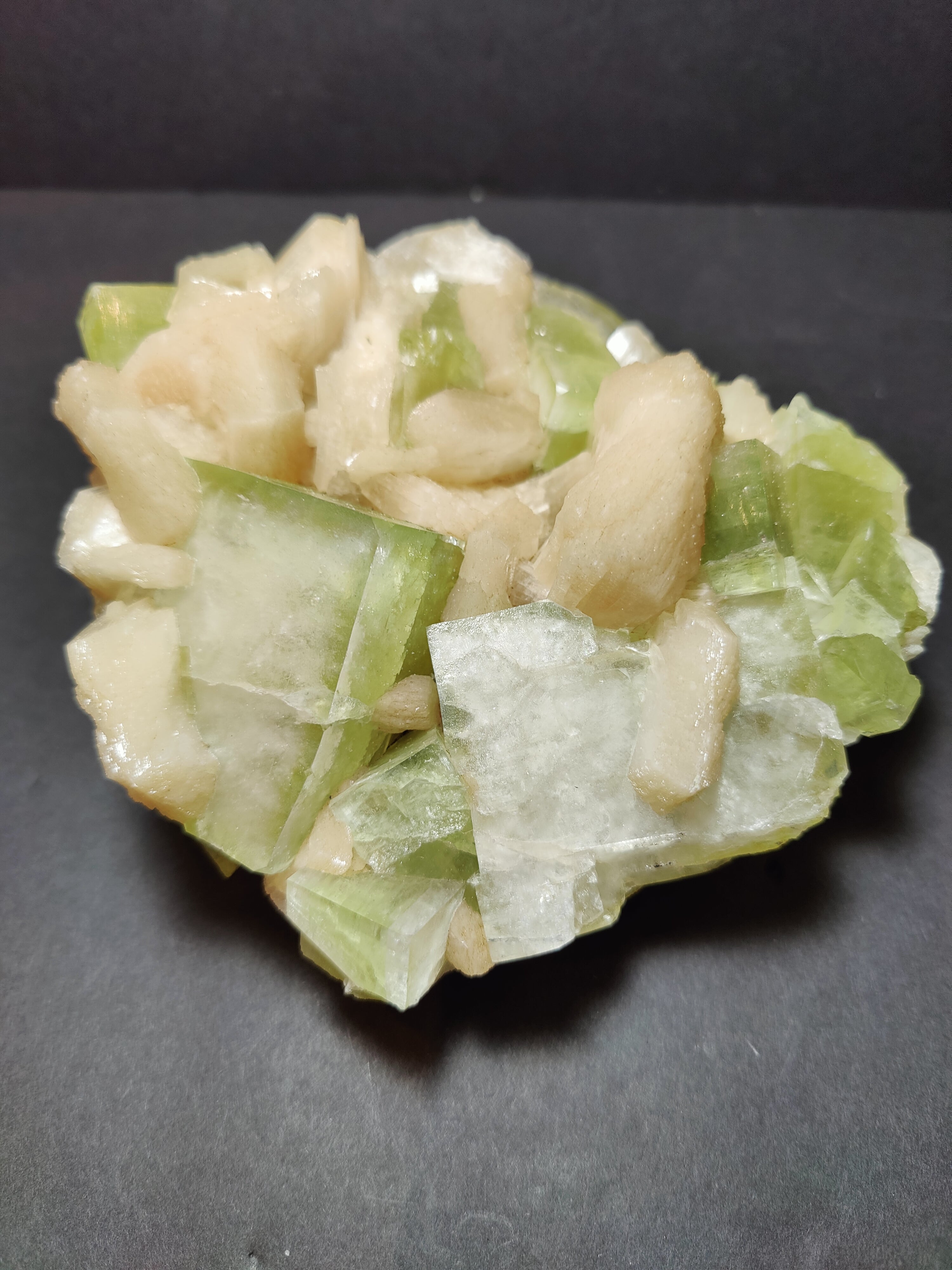 Green Apophyllite Cubes with Peach Stilbite Specimen 931g | Minerals | Wiccan Center
