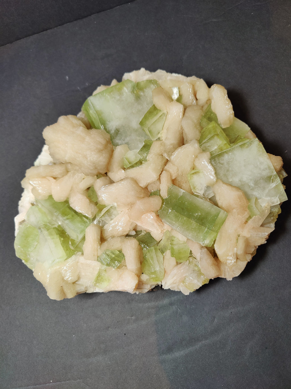 Green Apophyllite Cubes with Peach Stilbite Specimen 1,784g | Minerals | Wiccan Center