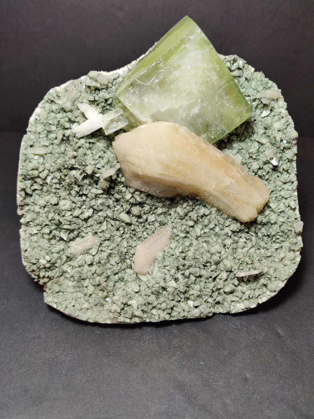 Green Apophyllite Cubes with Peach Stilbite on Heulandite Specimen 1,182g | Minerals | Wiccan Center