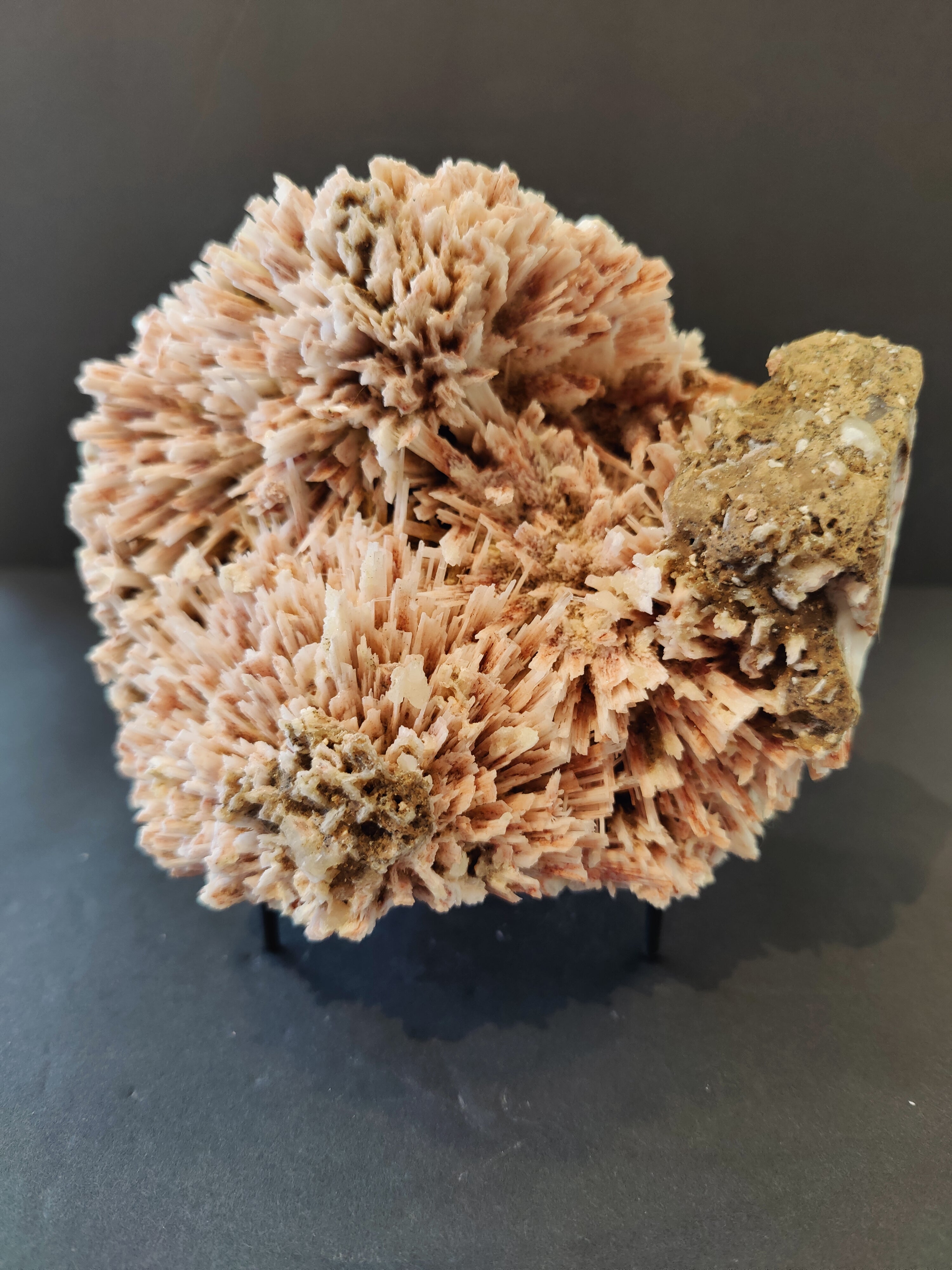 Red Mordenite with Stilbite Specimen 1,425g | Minerals | Wiccan Center