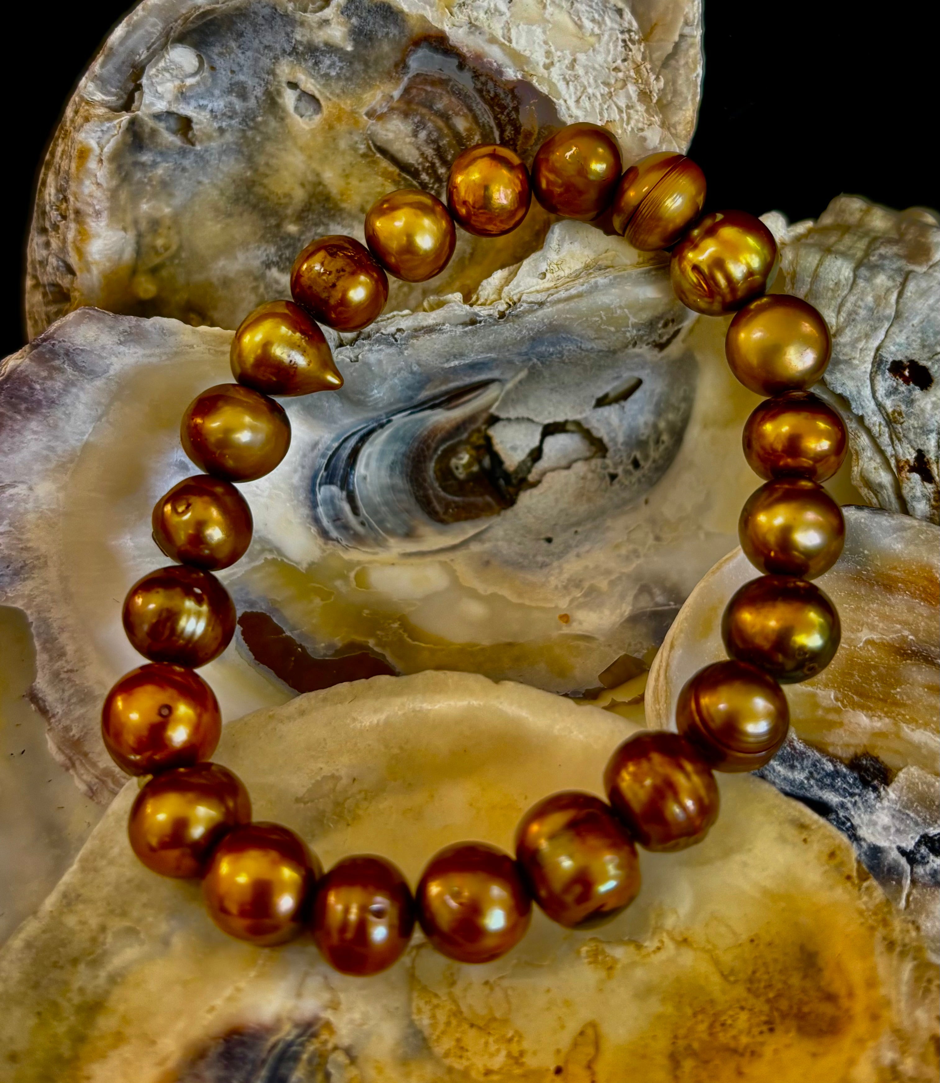 Golden Glow Freshwater Pearl Bracelet – 8–9mm Reiki-Infused Elegance (Medium Fit) | | Wiccan Center