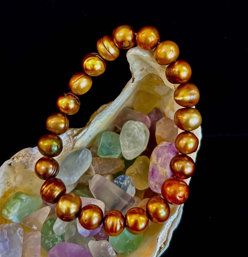 Golden Glow Freshwater Pearl Bracelet – 8–9mm Reiki-Infused Elegance (Medium Fit) | | Wiccan Center