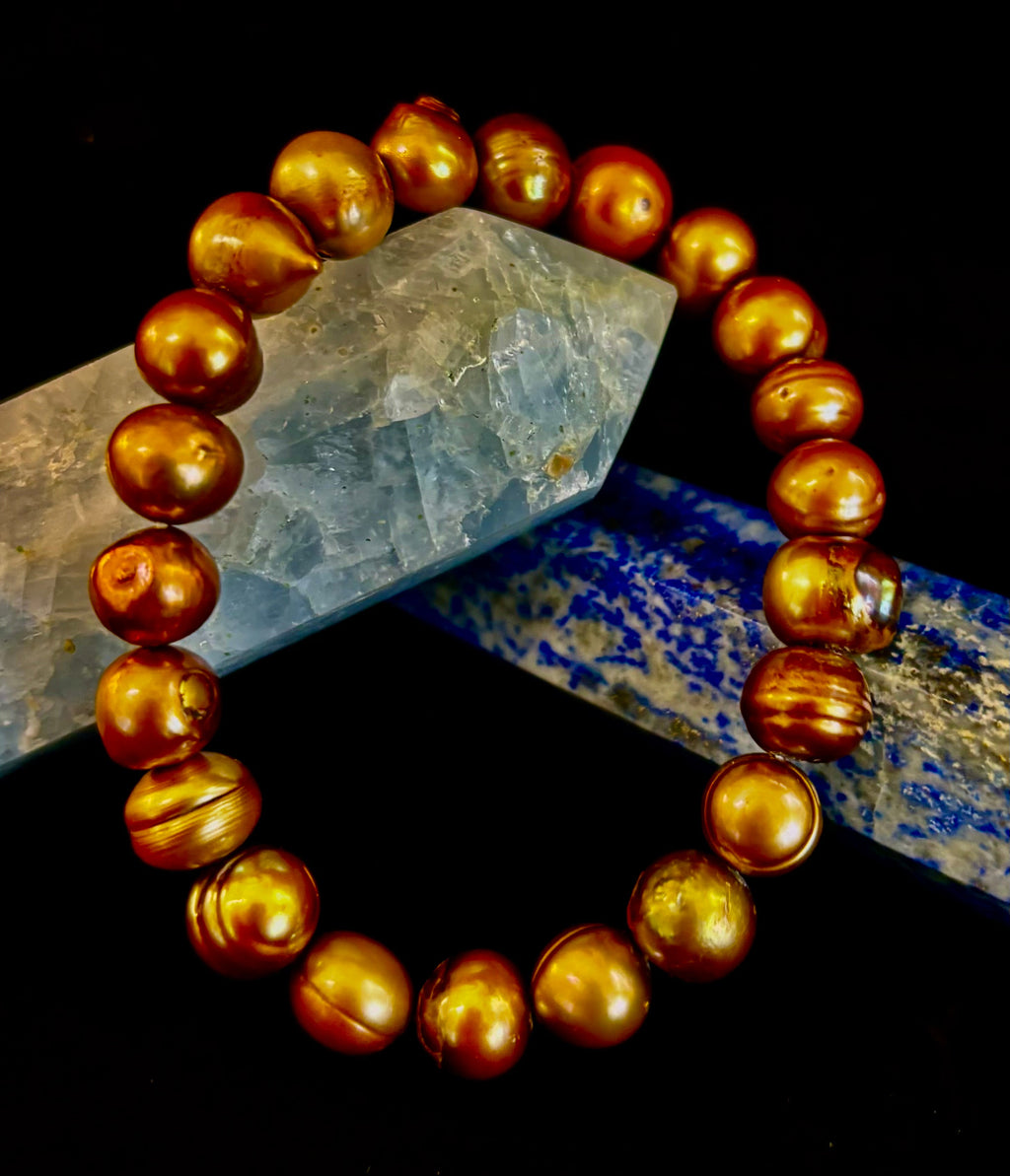 Golden Glow Freshwater Pearl Bracelet – 8–9mm Reiki-Infused Elegance (Medium Fit) | | Wiccan Center