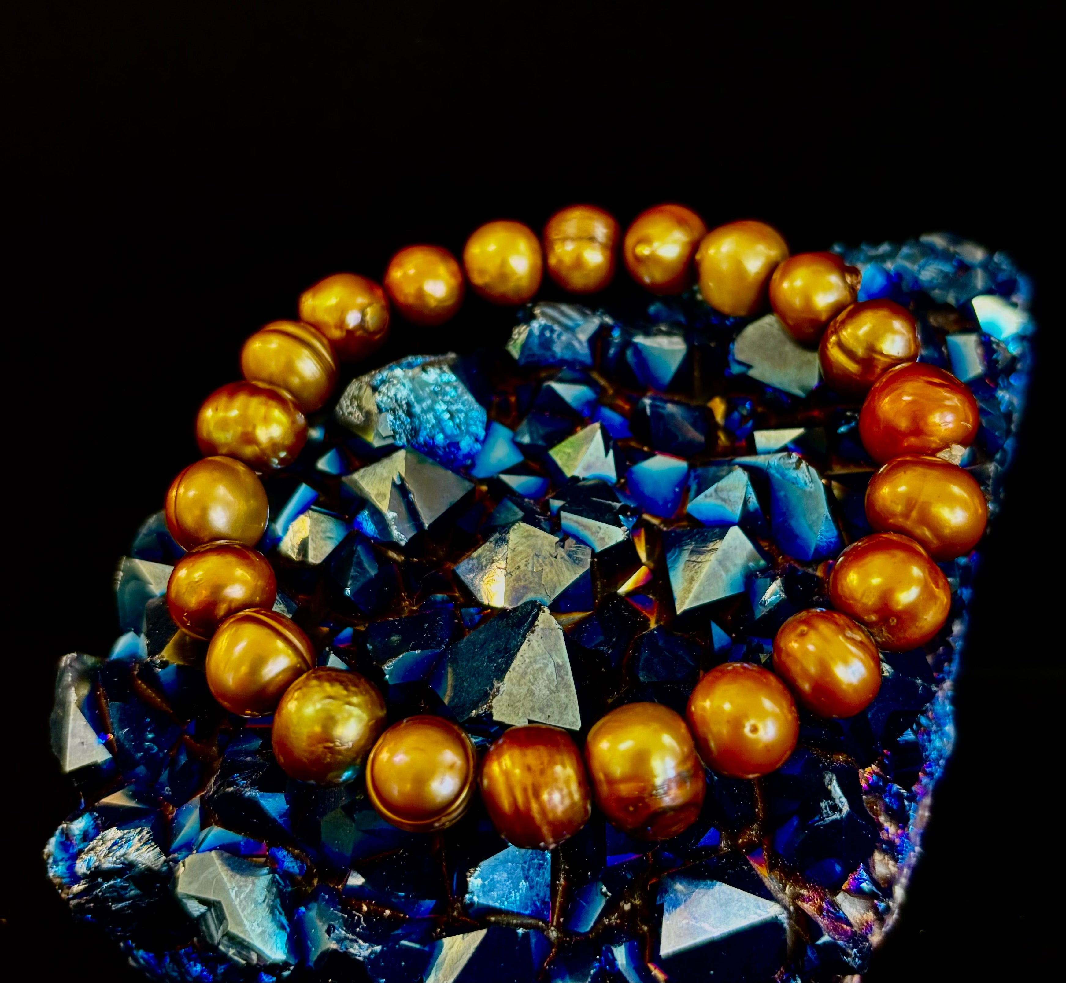 Golden Glow Freshwater Pearl Bracelet – 8–9mm Reiki-Infused Elegance (Medium Fit) | | Wiccan Center