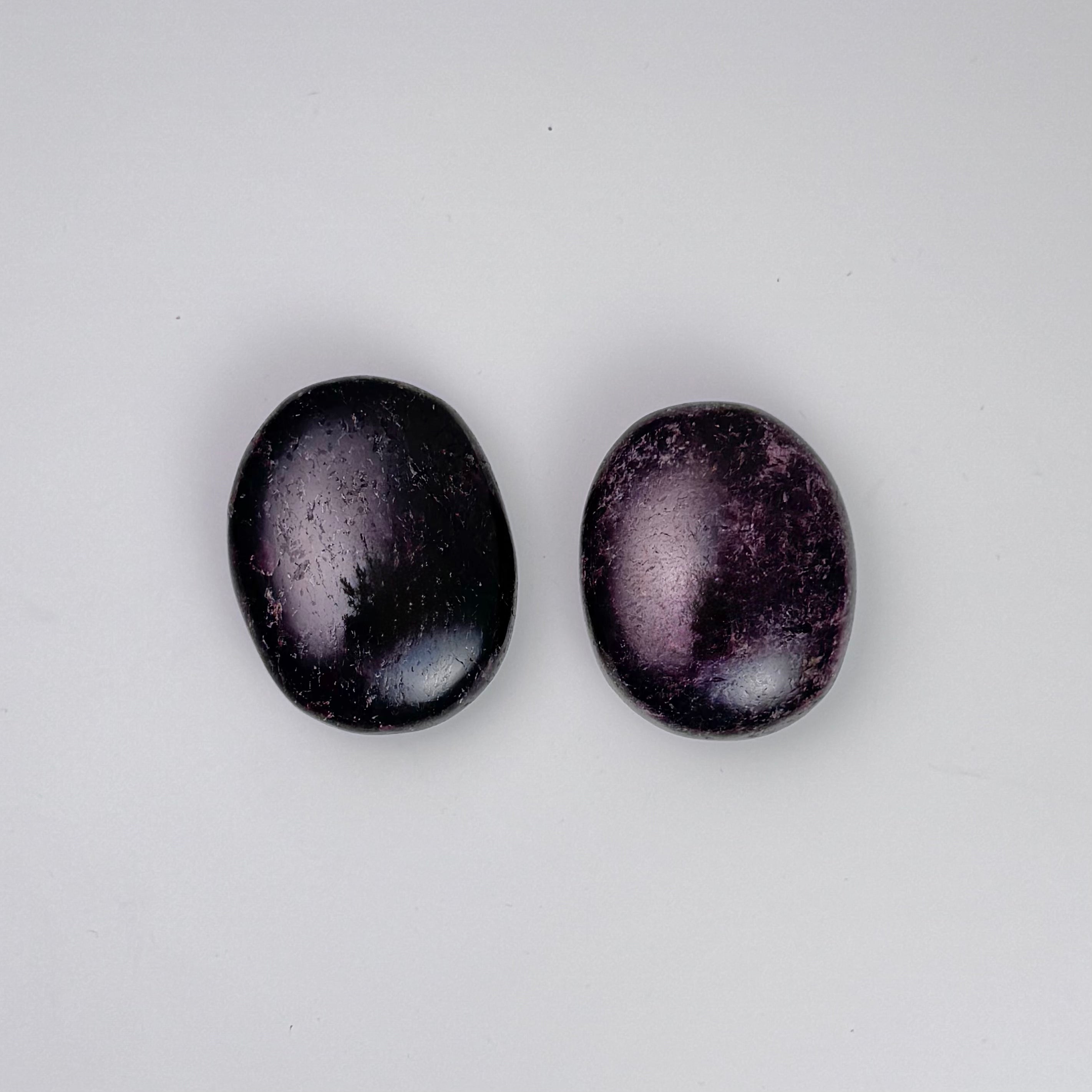 Red Garnet | | Wiccan Center