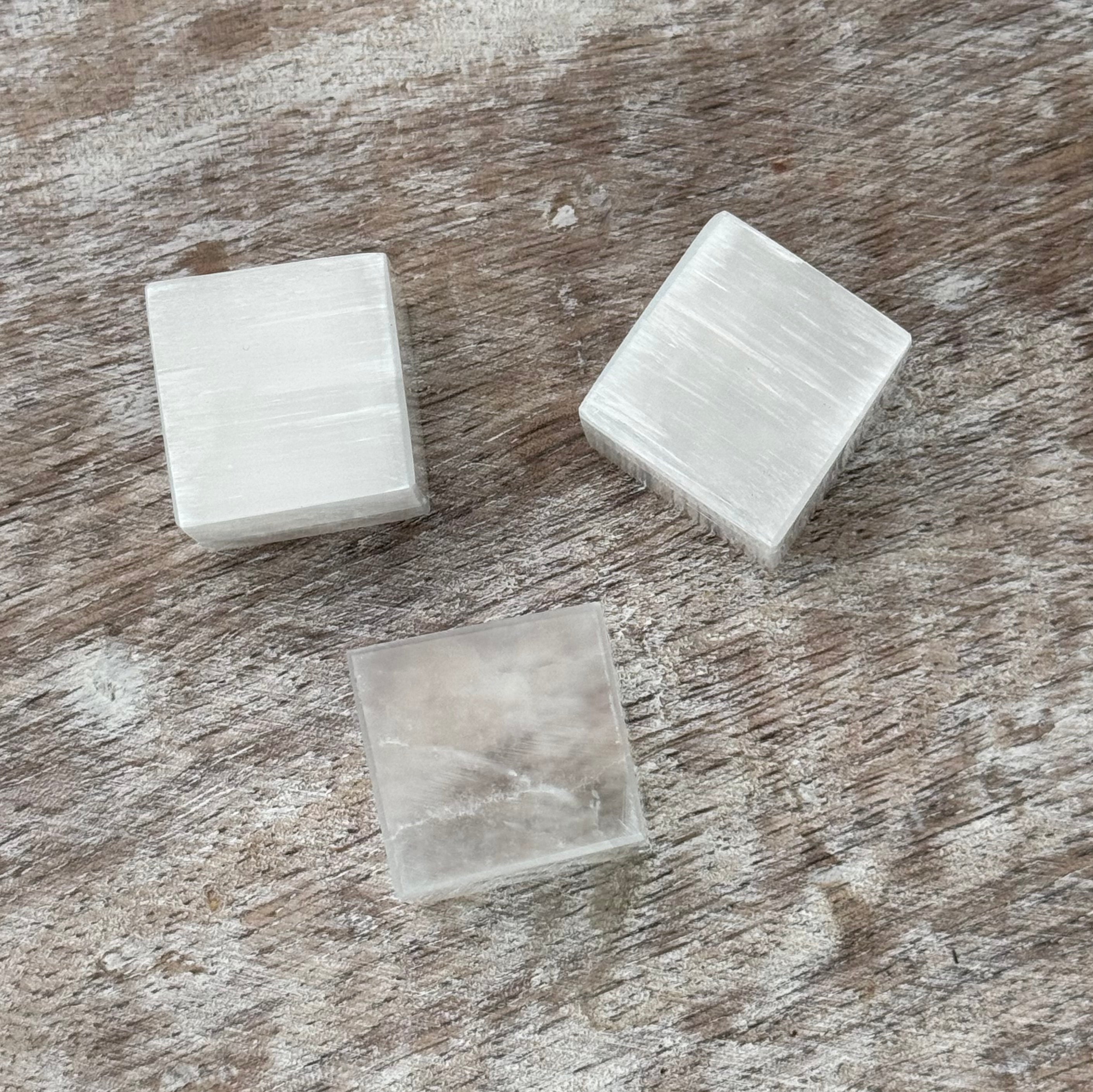 Selenite | | Wiccan Center