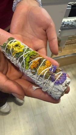 Good Vibes (Statice Floral) White Sage Smudge Stick (4 in.) | Smudge Sticks | Wiccan Center