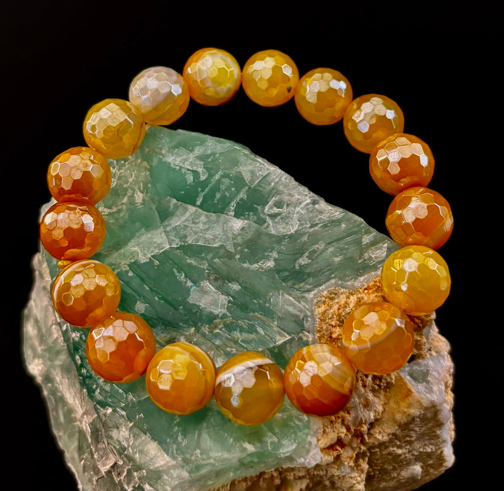 Wicked Glam Golden Hour – Yellow Banded Agate Bracelet