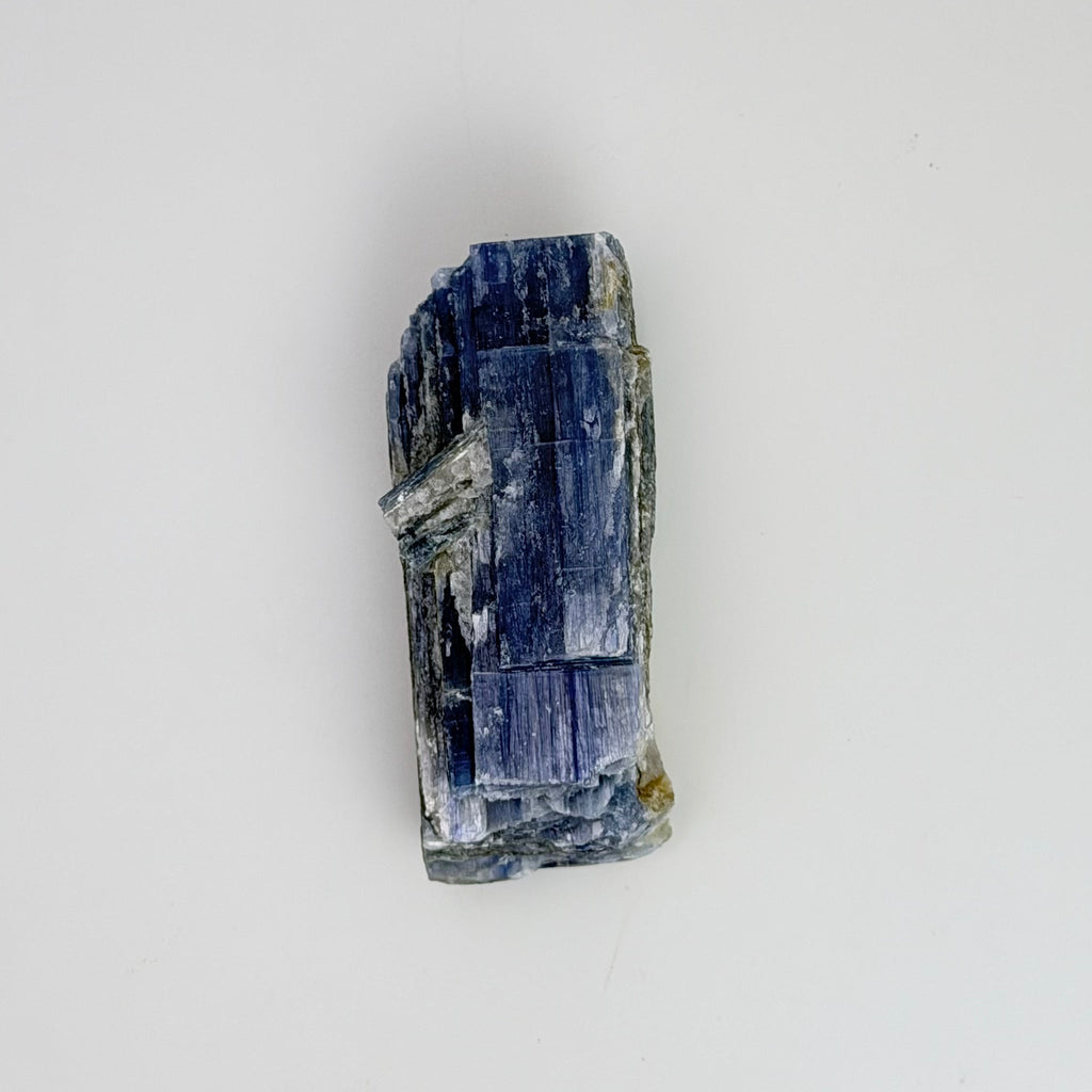 Blue Kyanite w/quartz | | Wiccan Center