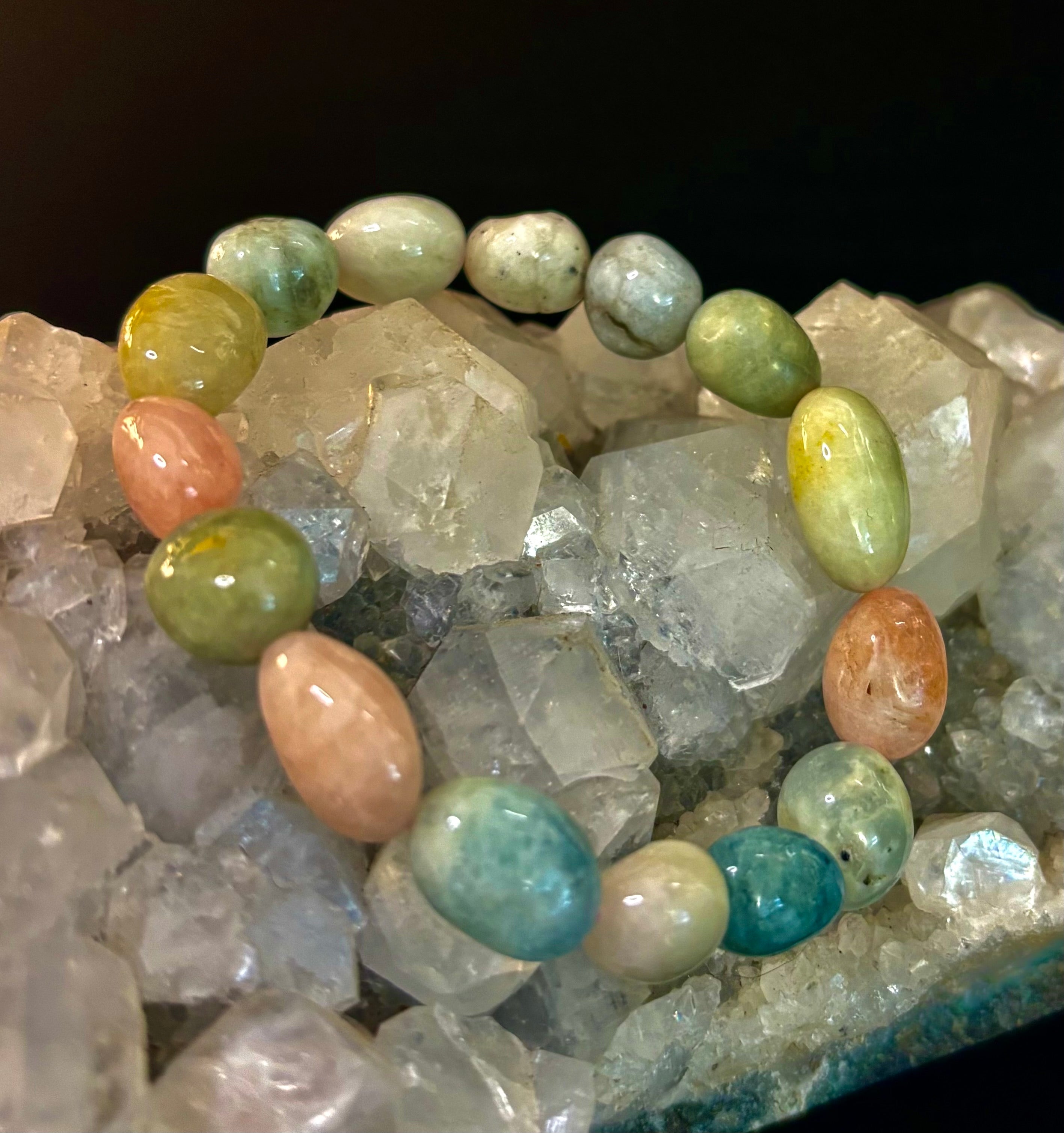 🌸 Heart in Bloom Morganite Bracelet
