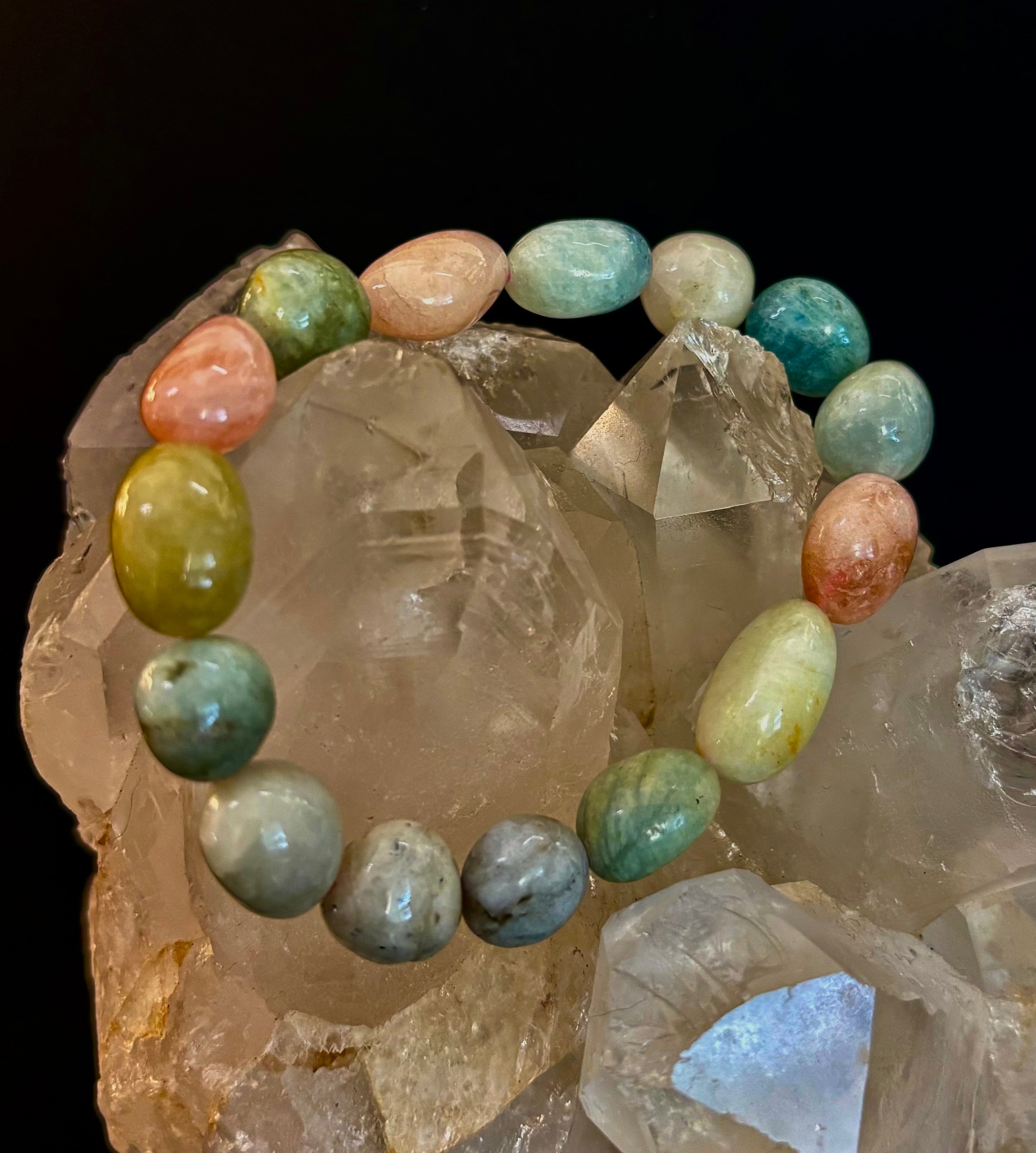 🌸 Heart in Bloom Morganite Bracelet