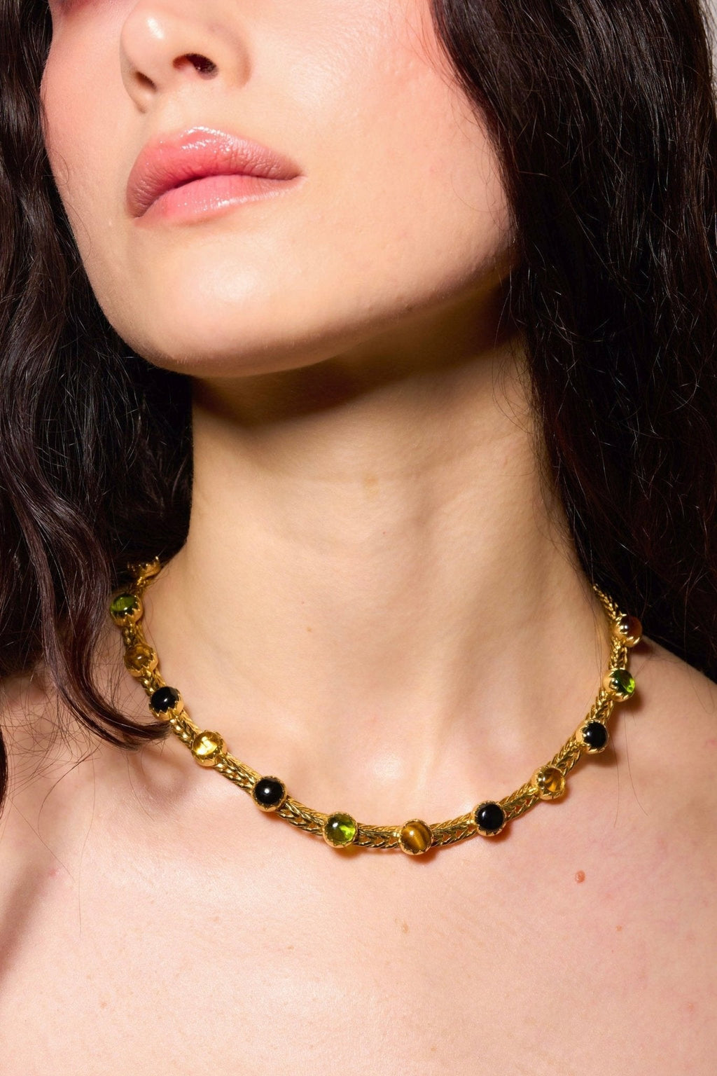 Chainmail Choker in Evil (Gold)