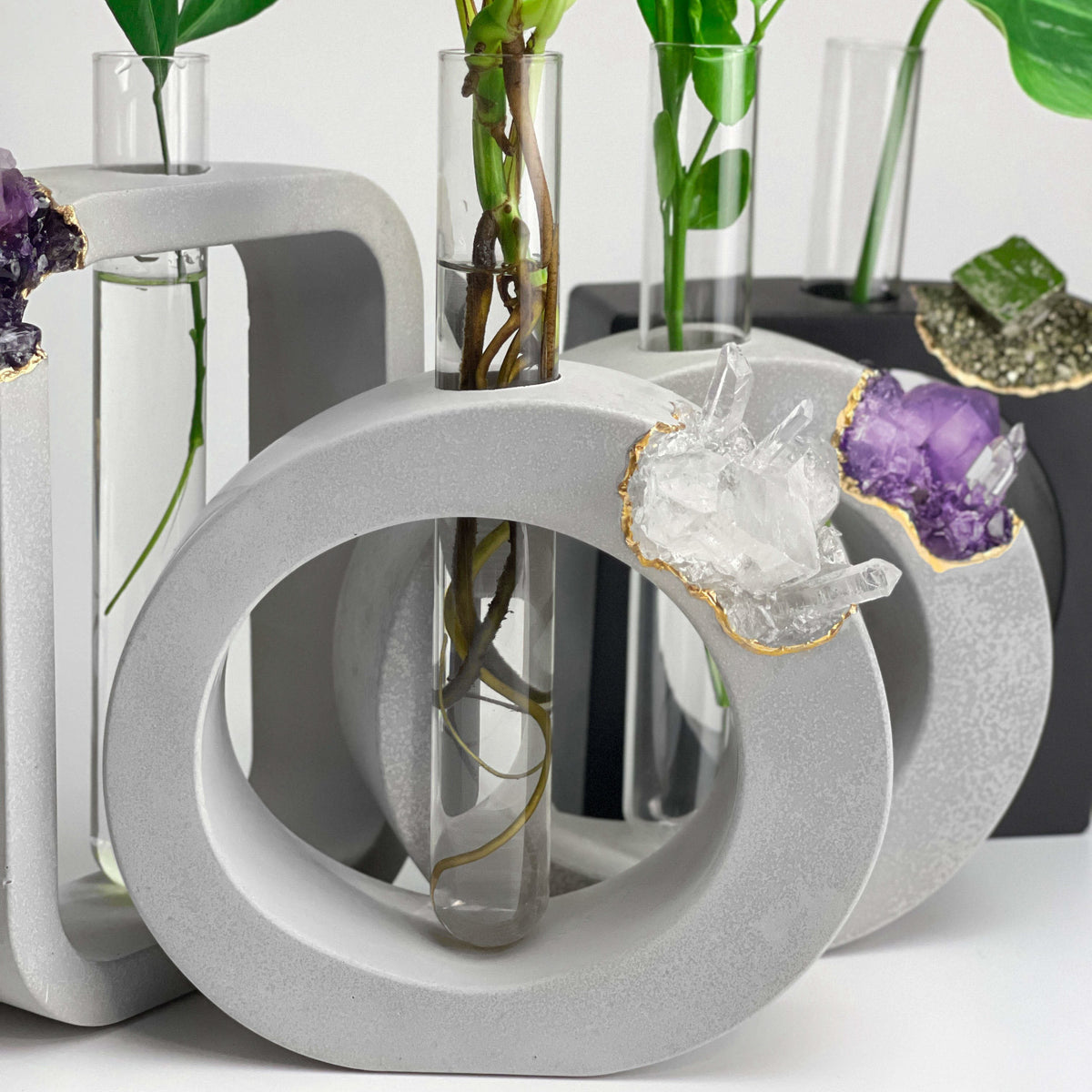 CLEAR QUARTZ PROPAGATION STATION