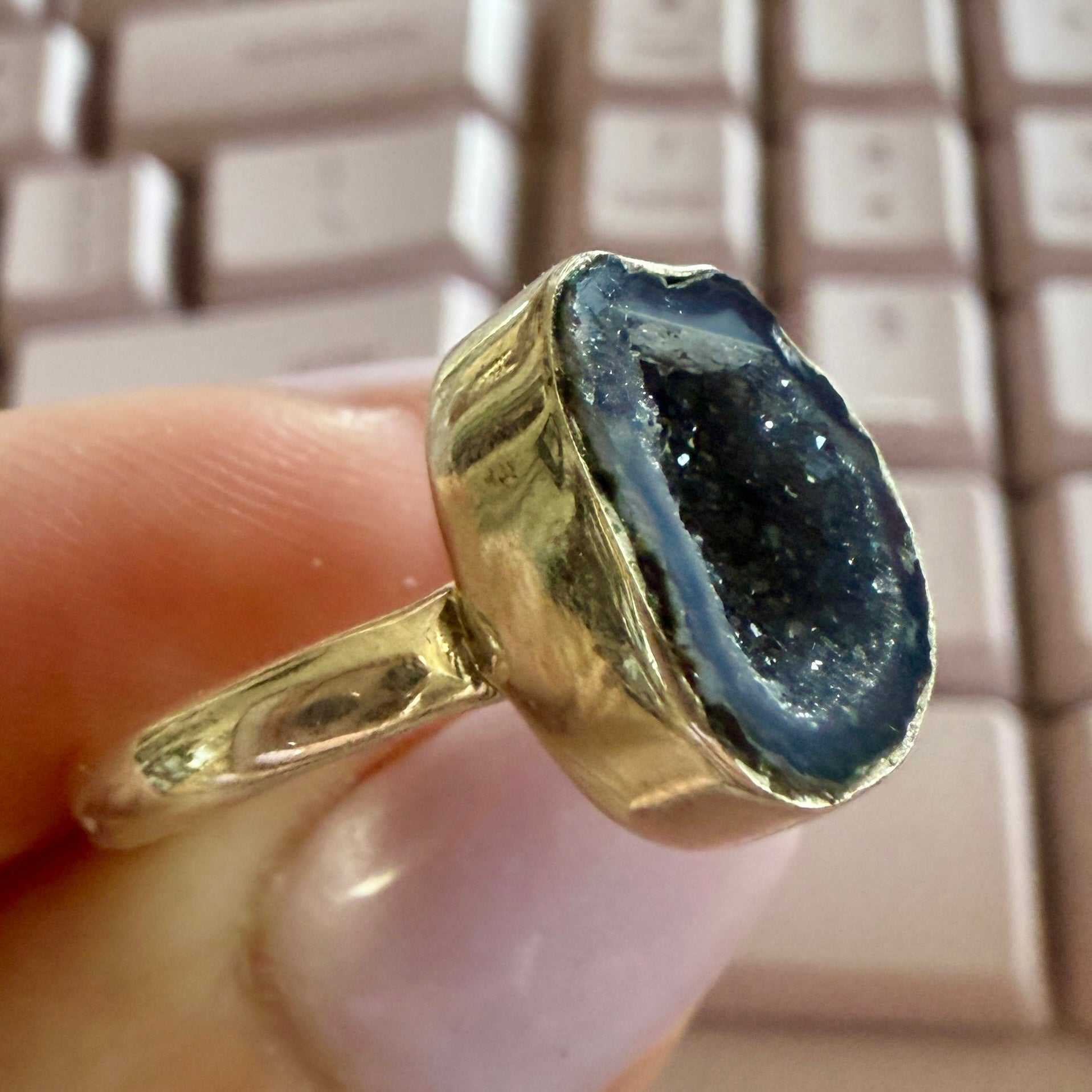 Agate Geode Freeform Ring – Sterling Silver – Sizes 8–9 | Rings | Wiccan Center