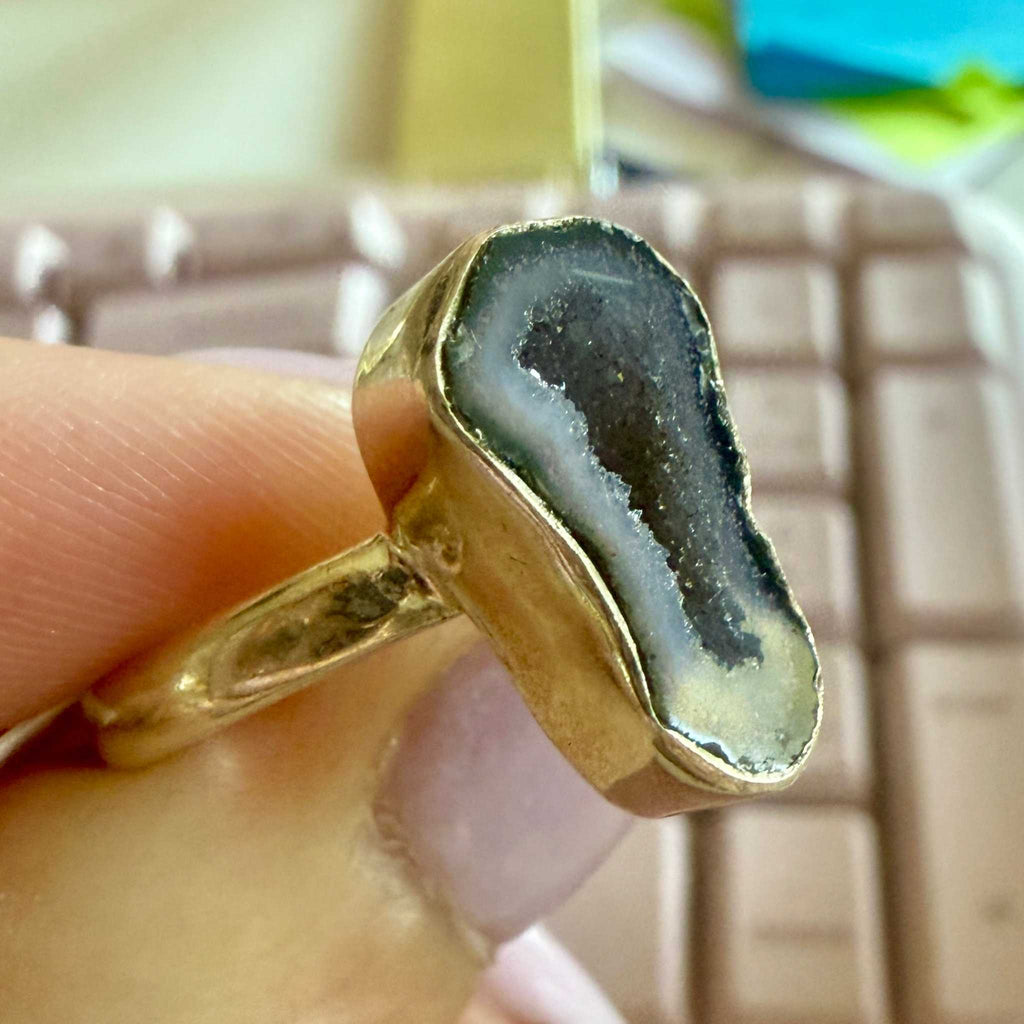 Agate Geode Freeform Ring – Sterling Silver – Sizes 8–9 | Rings | Wiccan Center