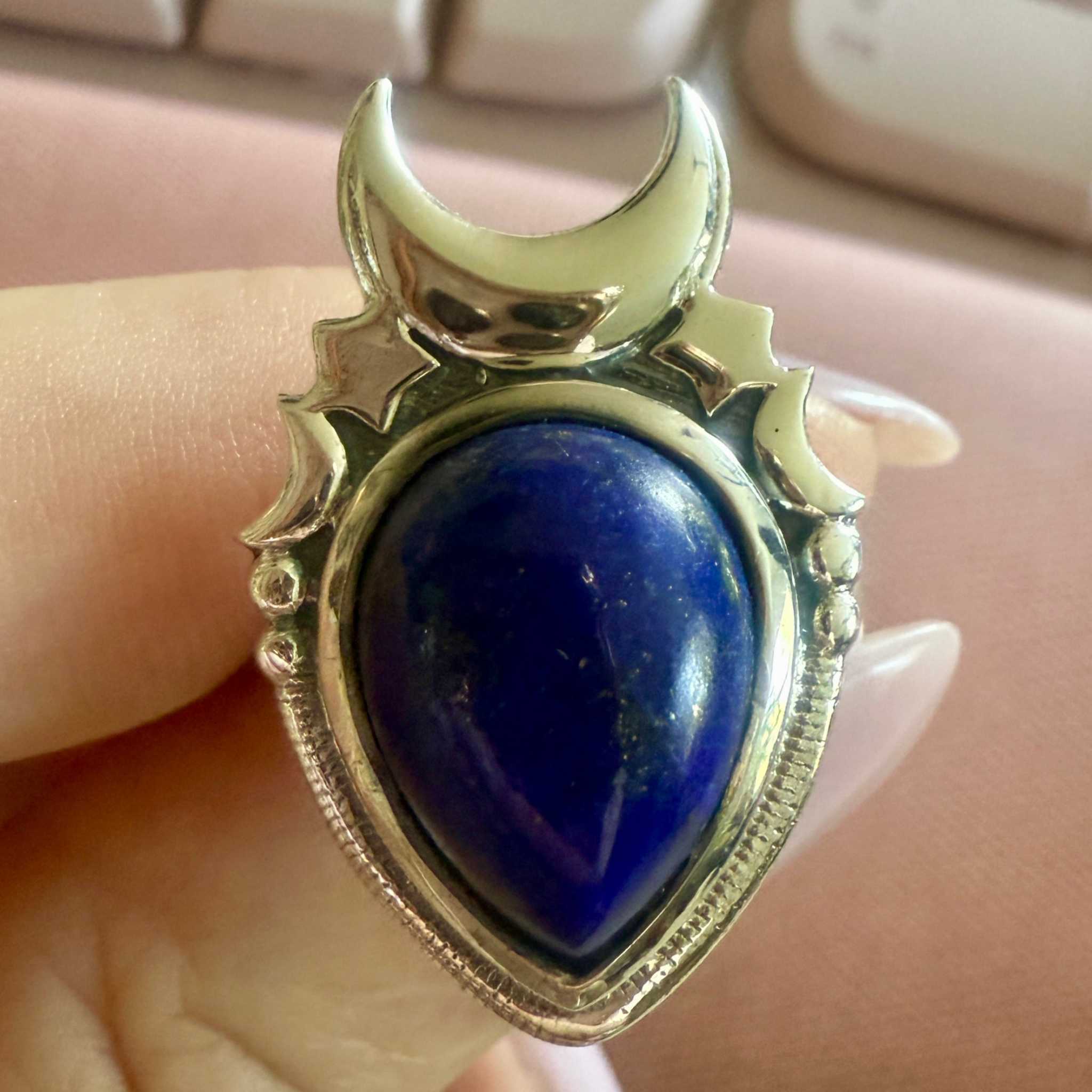 Lapis Lazuli Crescent Moon Shield Ring – Sterling Silver – Sizes 9 & 10 | Rings | Wiccan Center