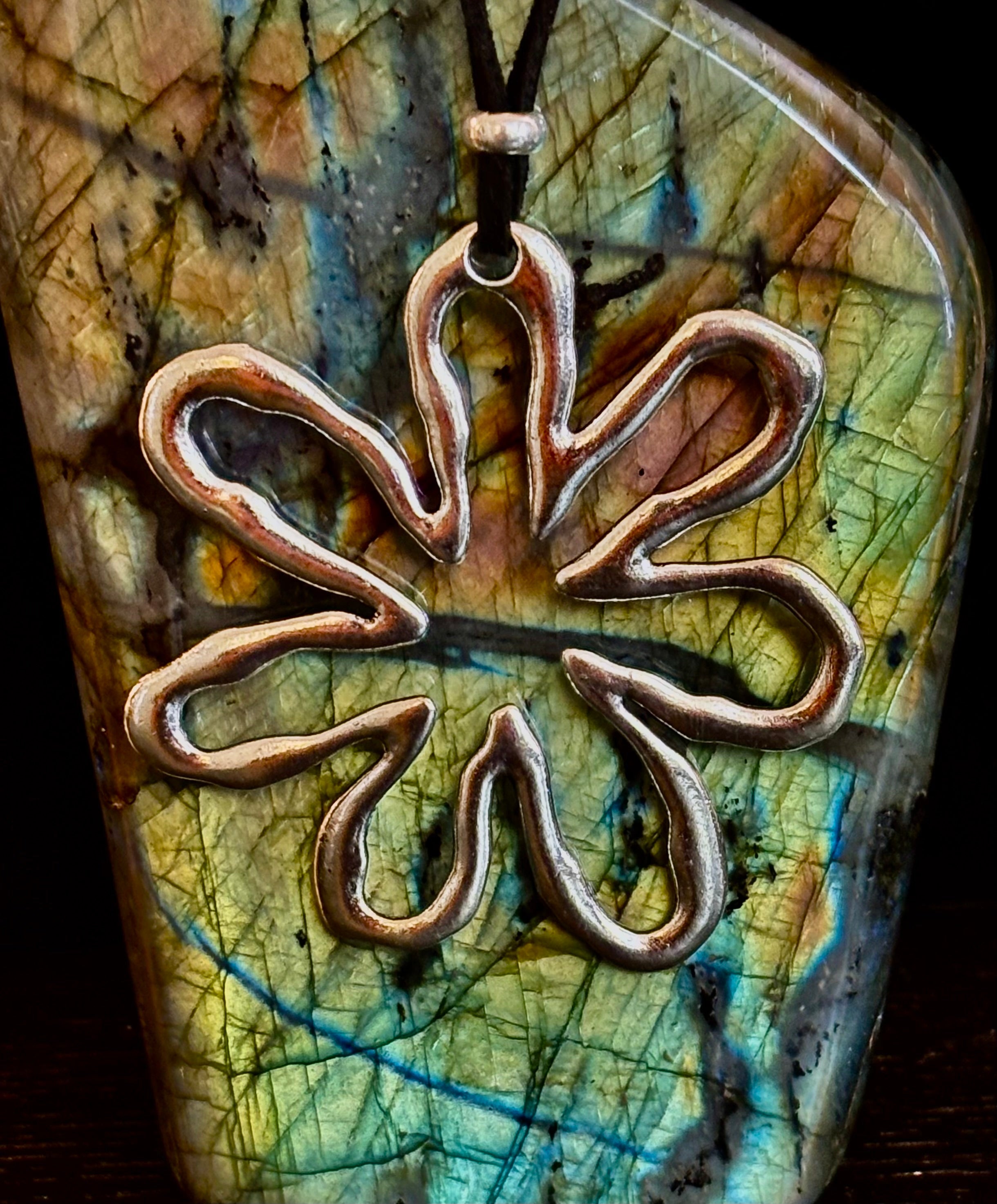 Hollow Out Flower Charm Necklace – Free-Spirited, Fierce, and Fabulous | | Wiccan Center