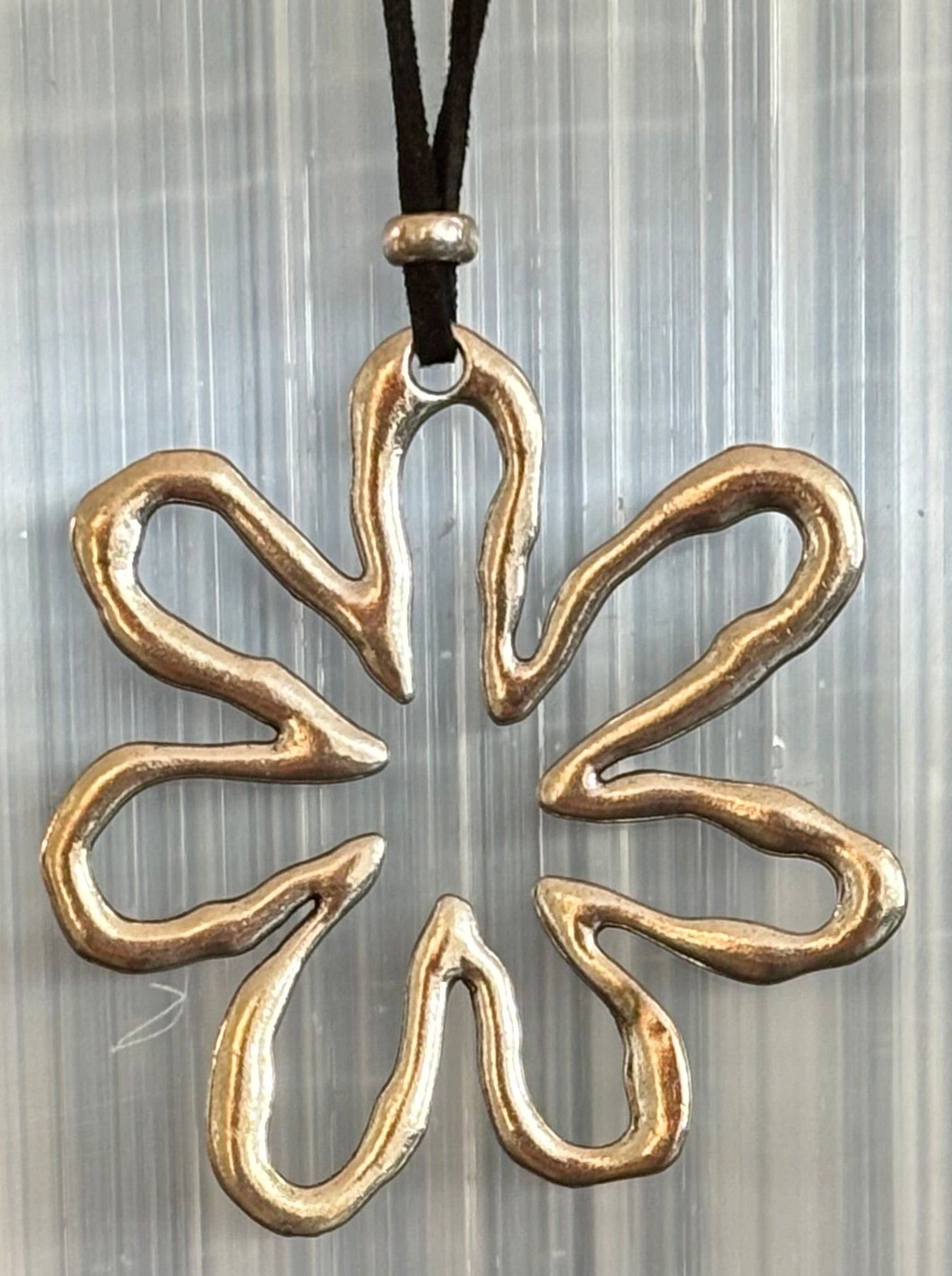 Hollow Out Flower Charm Necklace – Free-Spirited, Fierce, and Fabulous | | Wiccan Center