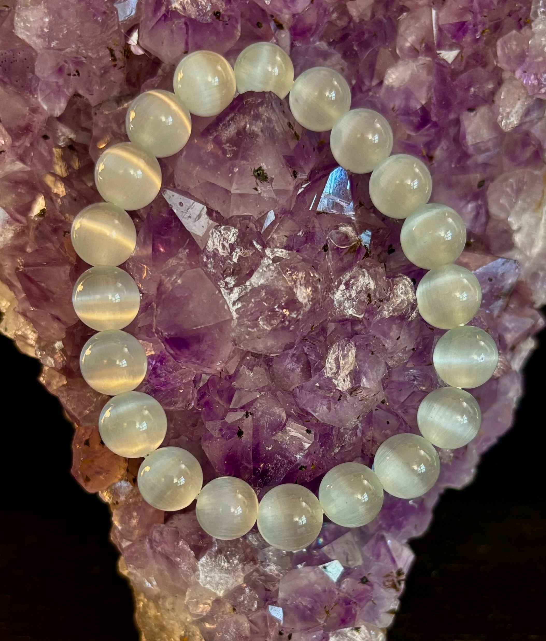 White Cat Eye Stone Bracelet – Reiki-Infused Clarity & Protection Jewelry (Medium–Large Wrist) | | Wiccan Center