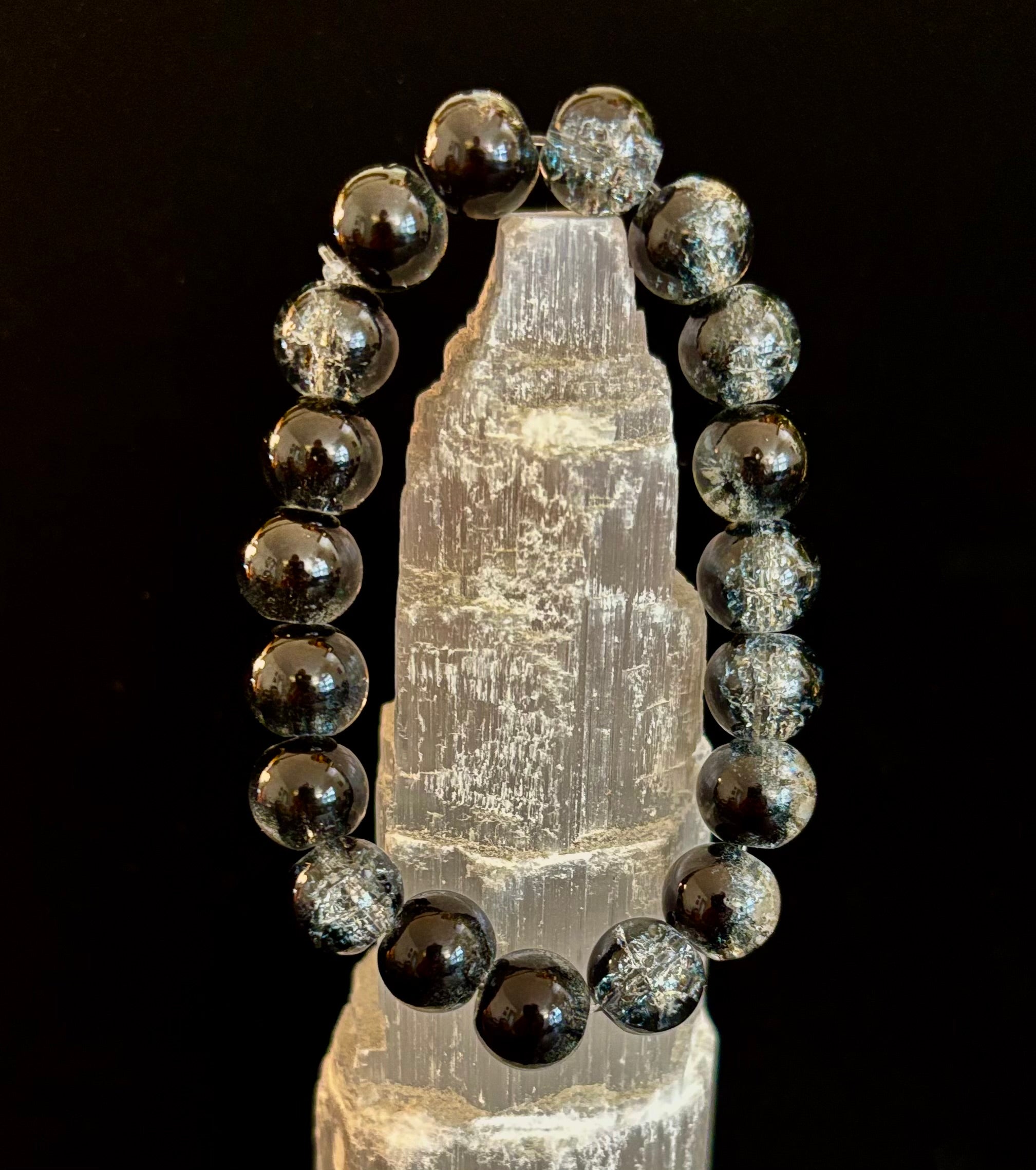 Black & White Cracked Glass Beads Bracelet – Bold Unisex Personality Statement Jewelry | | Wiccan Center