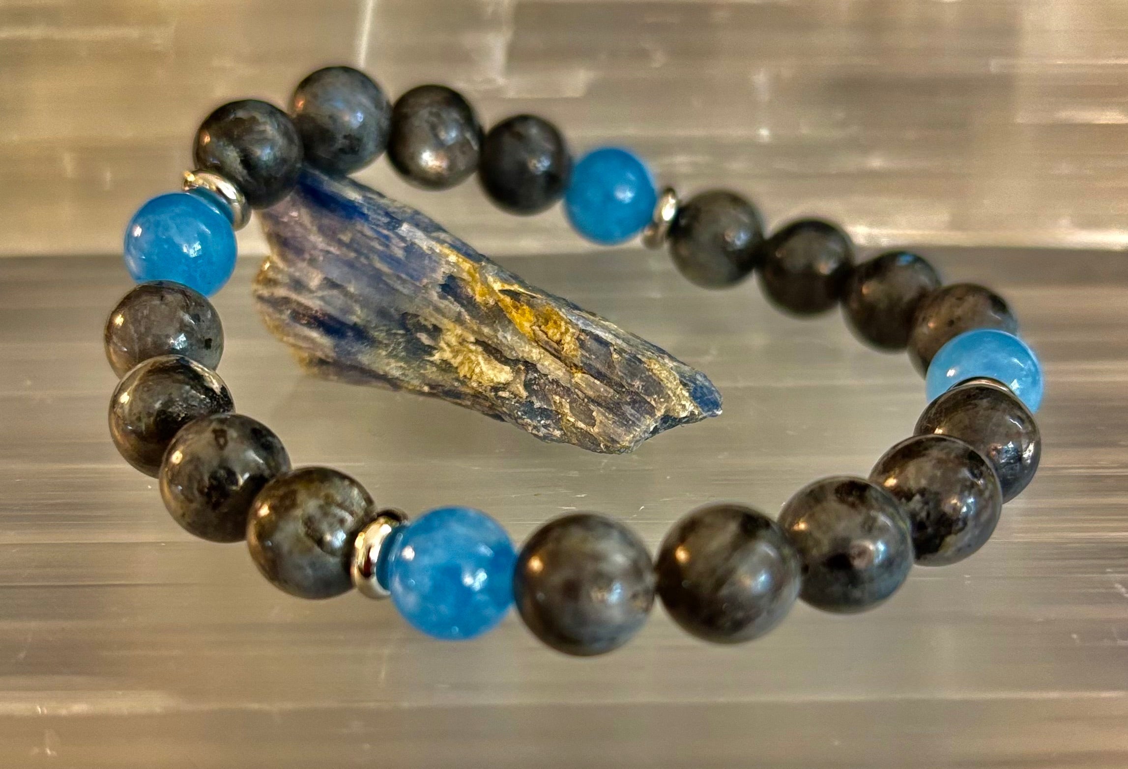Black Labradorite & Aquamarine Beaded Bracelet – Protection, Calm & Clarity | | Wiccan Center