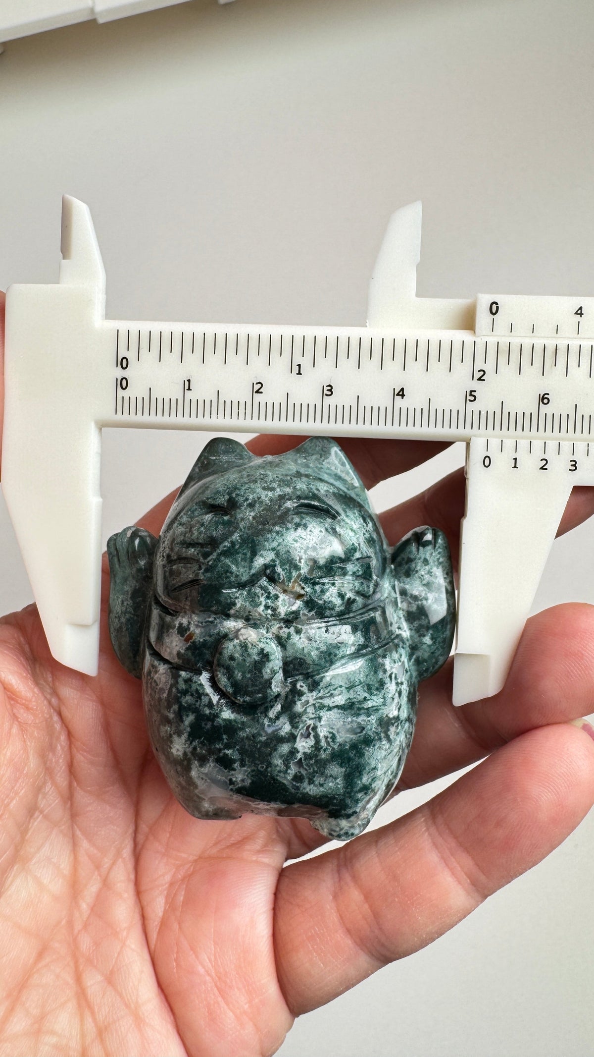 Moss Agate Lucky Cat TWO PAWS UP, Maneki Neko, Crystal Fortune Cat