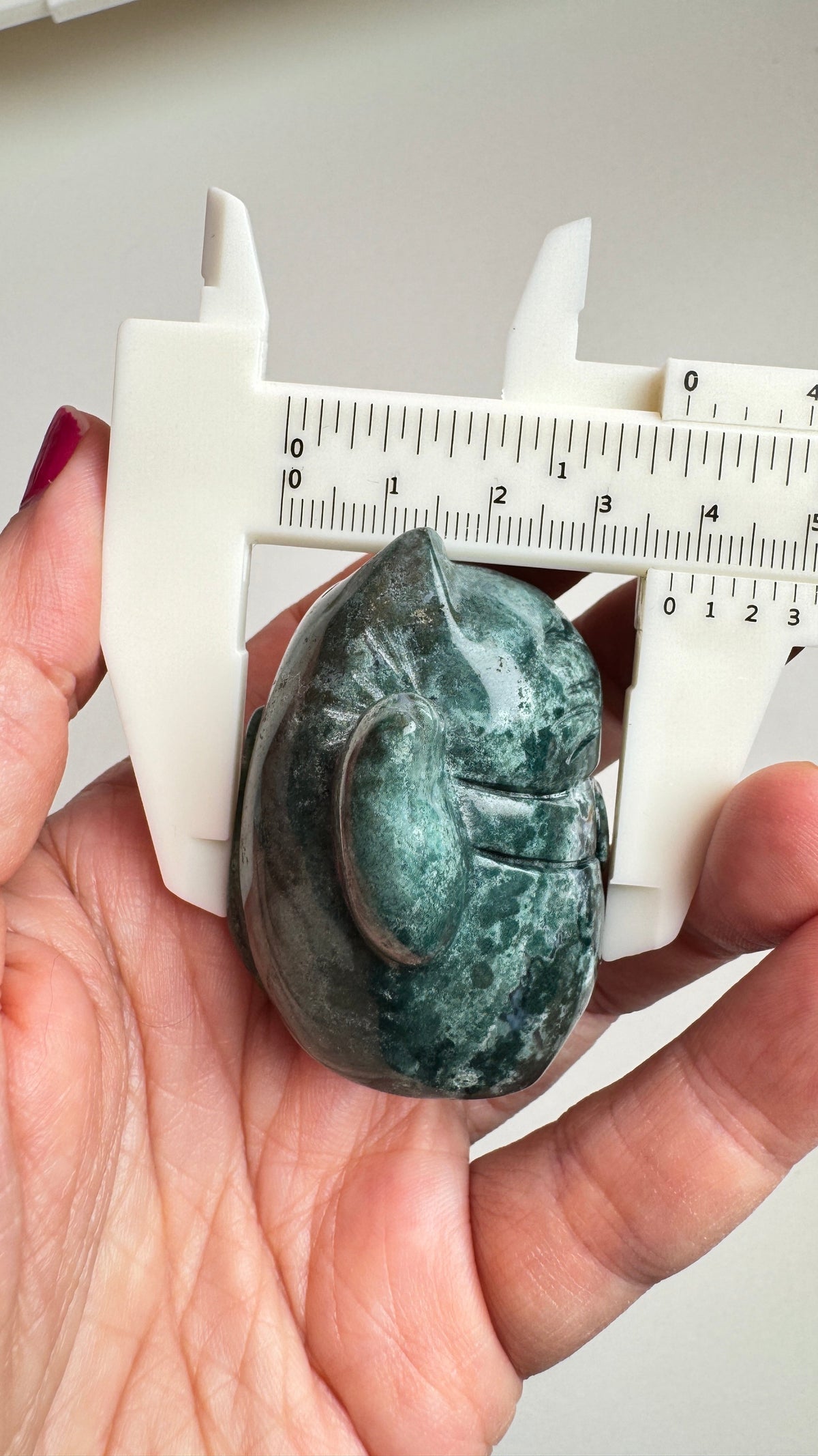 Moss Agate Lucky Cat TWO PAWS UP, Maneki Neko, Crystal Fortune Cat