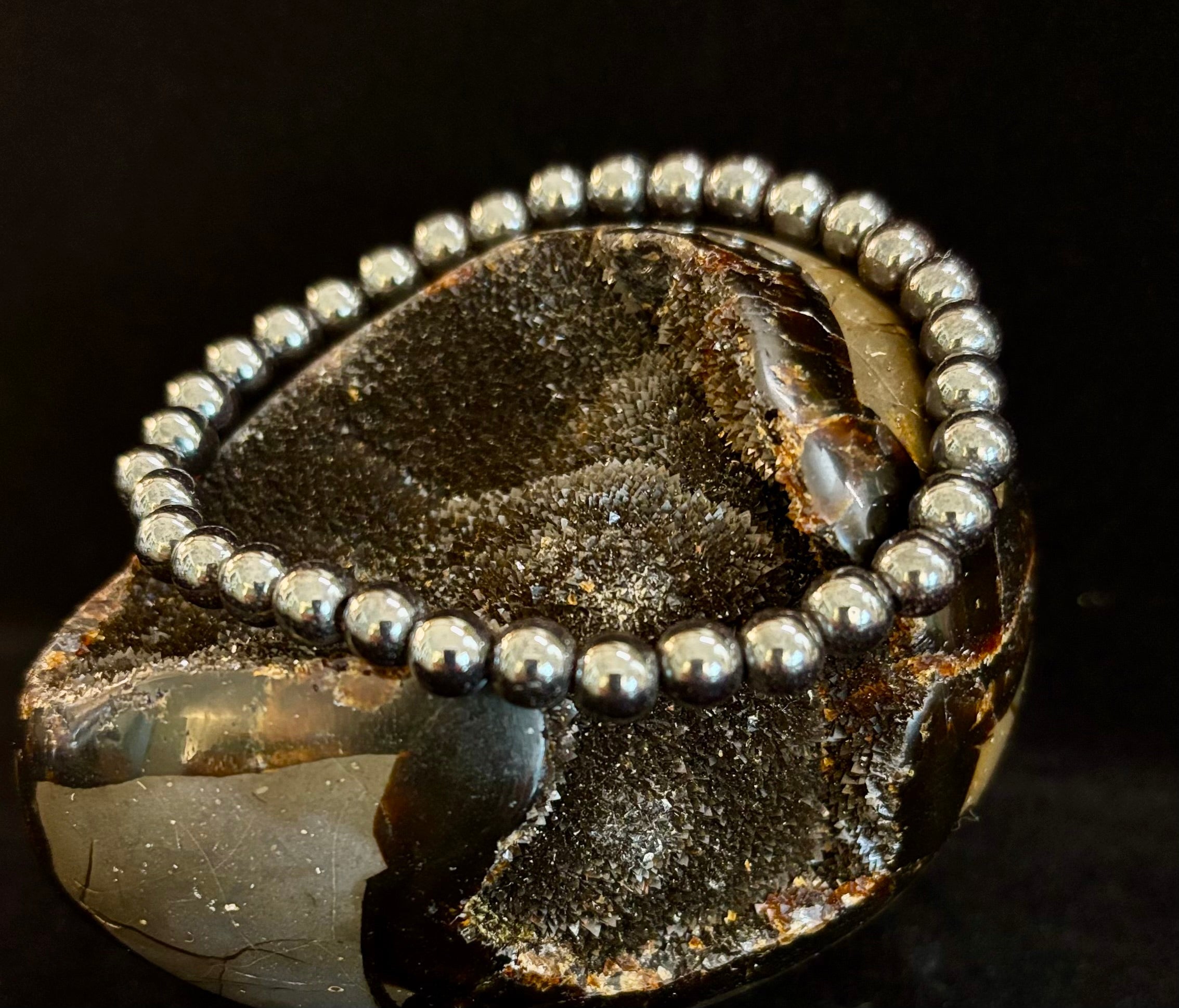 Hematite Grounding & Protection Bracelet – Root Chakra Healing Stone for Confidence, Clarity & Stability (6mm, 8mm, 10mm Options) | | Wiccan Center