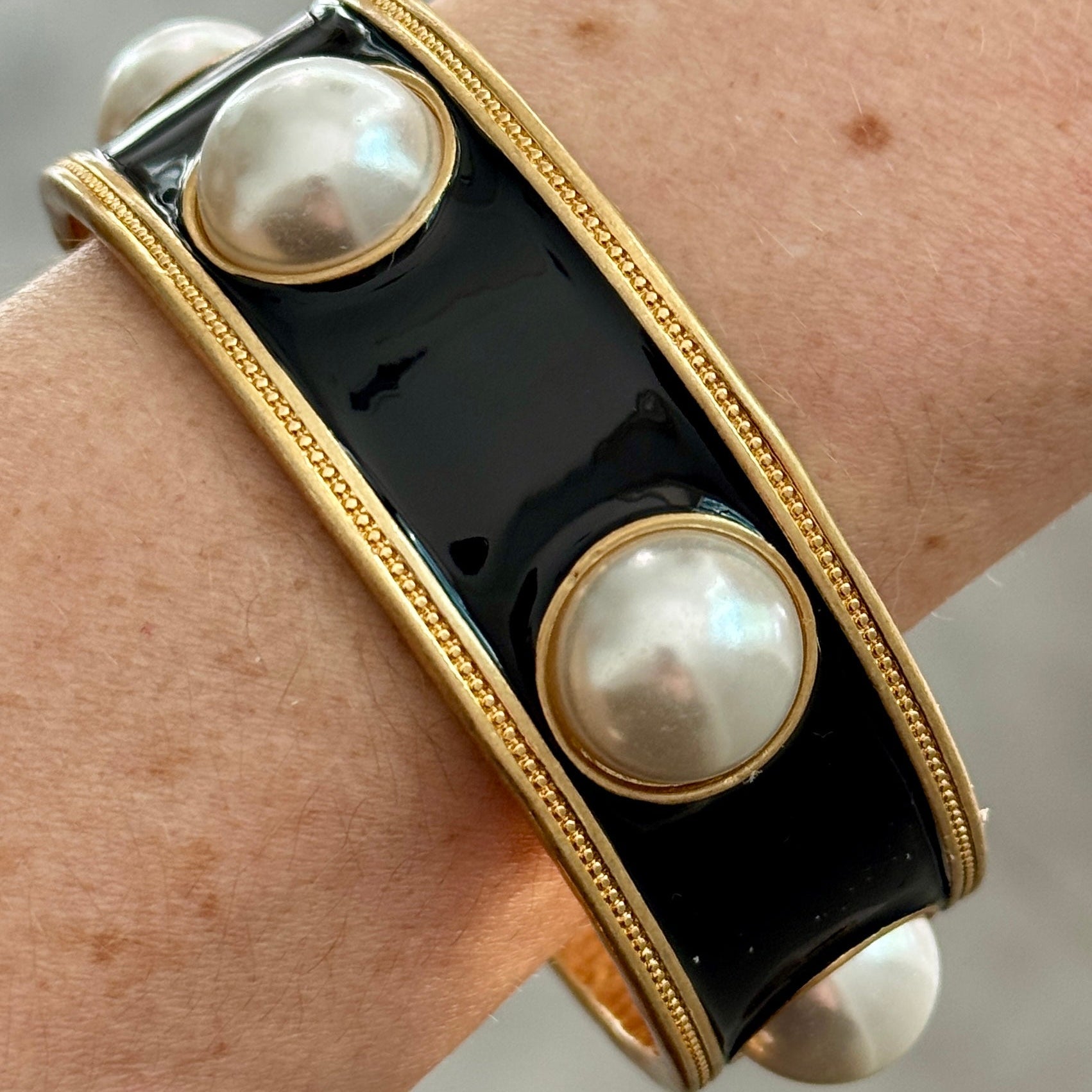 Coco Enamel Bangle