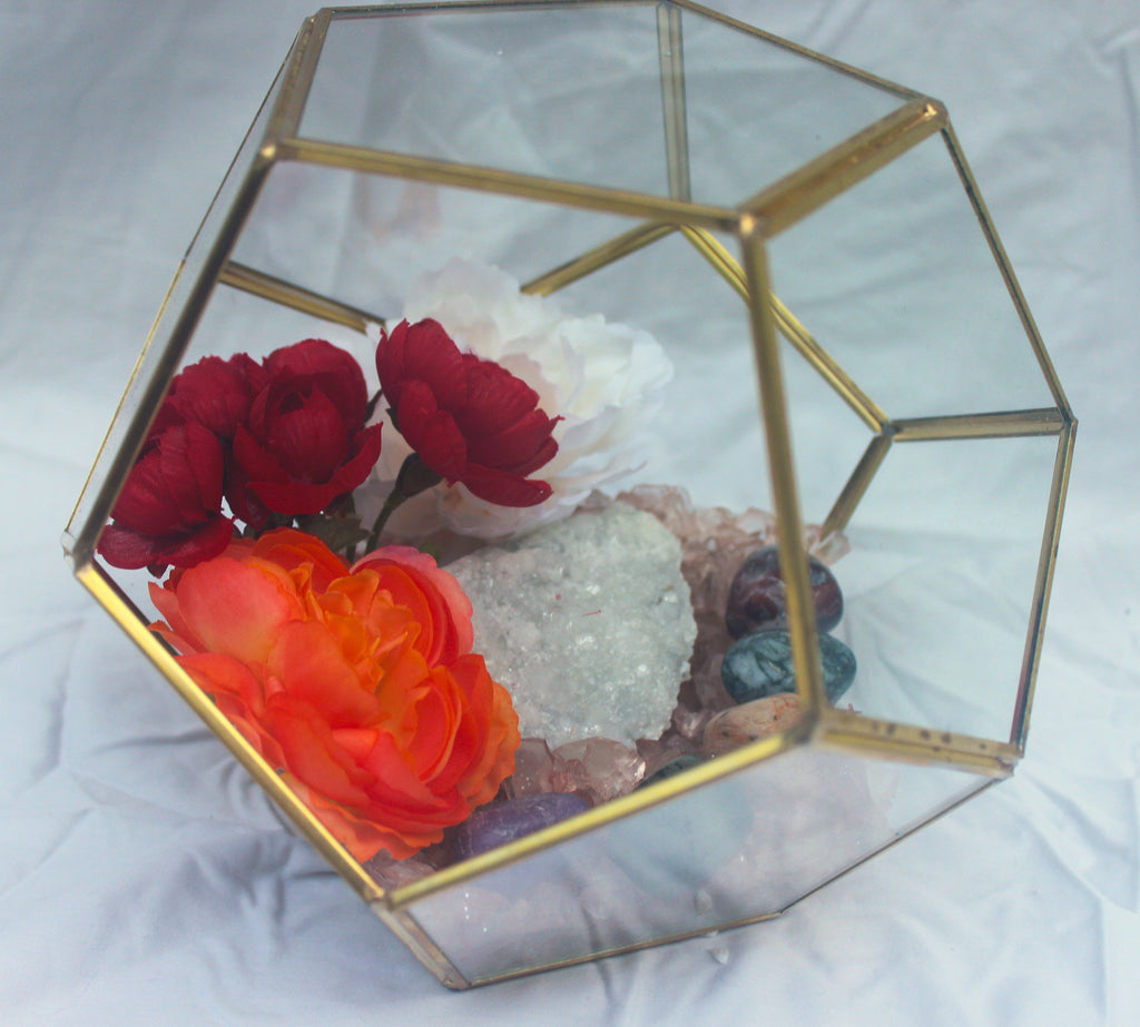 Crystal Geode Terrarium Sugar Quartz - The Sweet Spot | | Wiccan Center