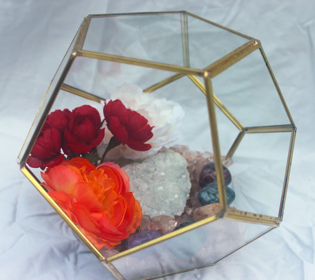 Crystal Geode Terrarium Sugar Quartz - The Sweet Spot | | Wiccan Center