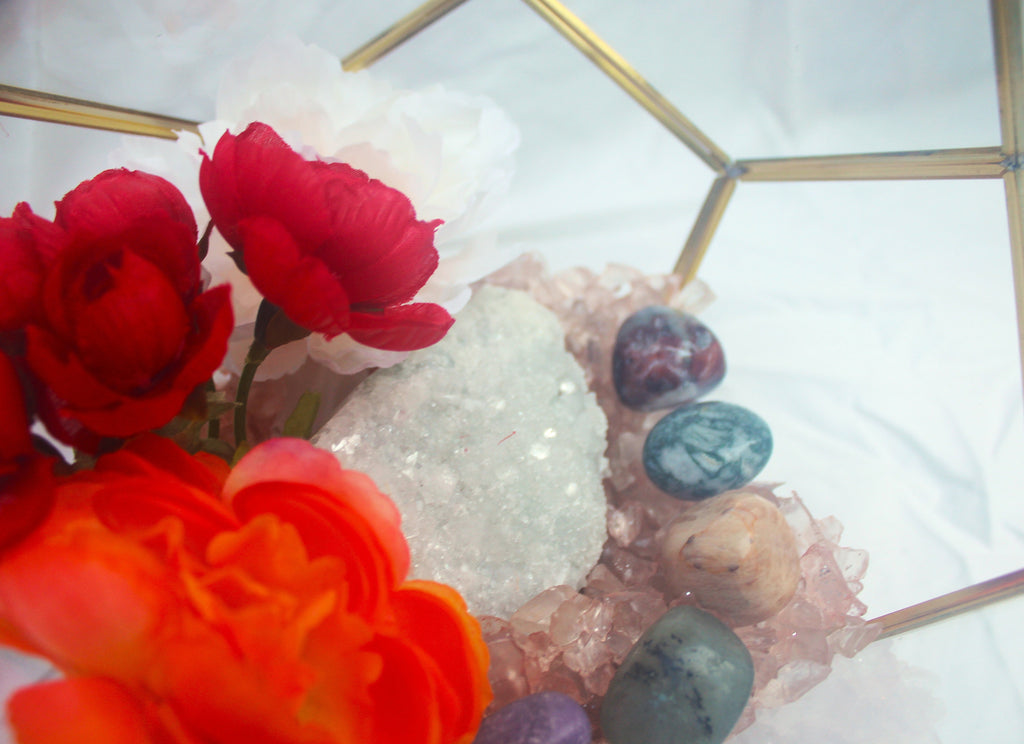 Crystal Geode Terrarium Sugar Quartz - The Sweet Spot | | Wiccan Center