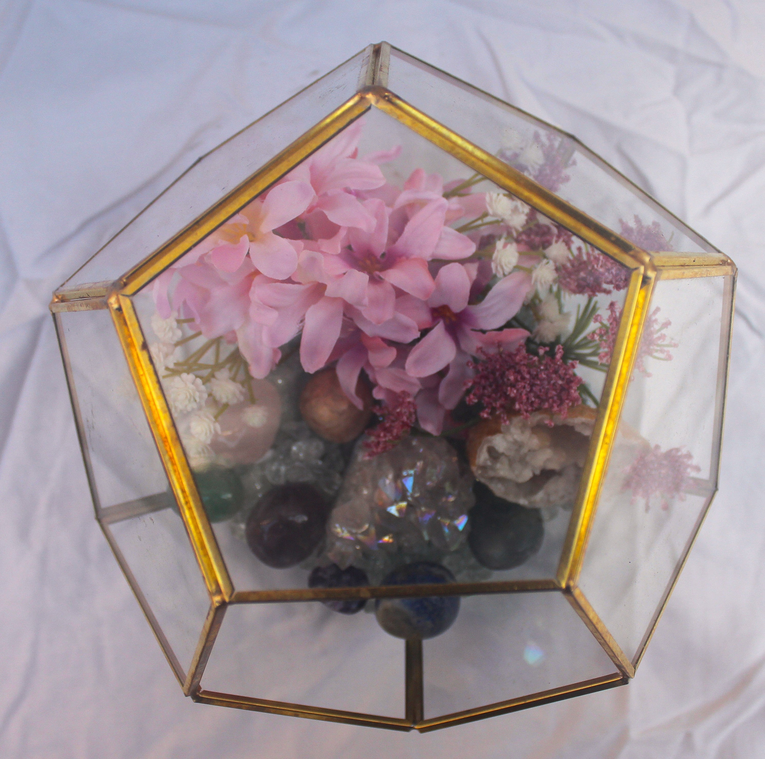 Crystal Geode Terrarium Angel Aura and Quartz - Divinity Depth | | Wiccan Center