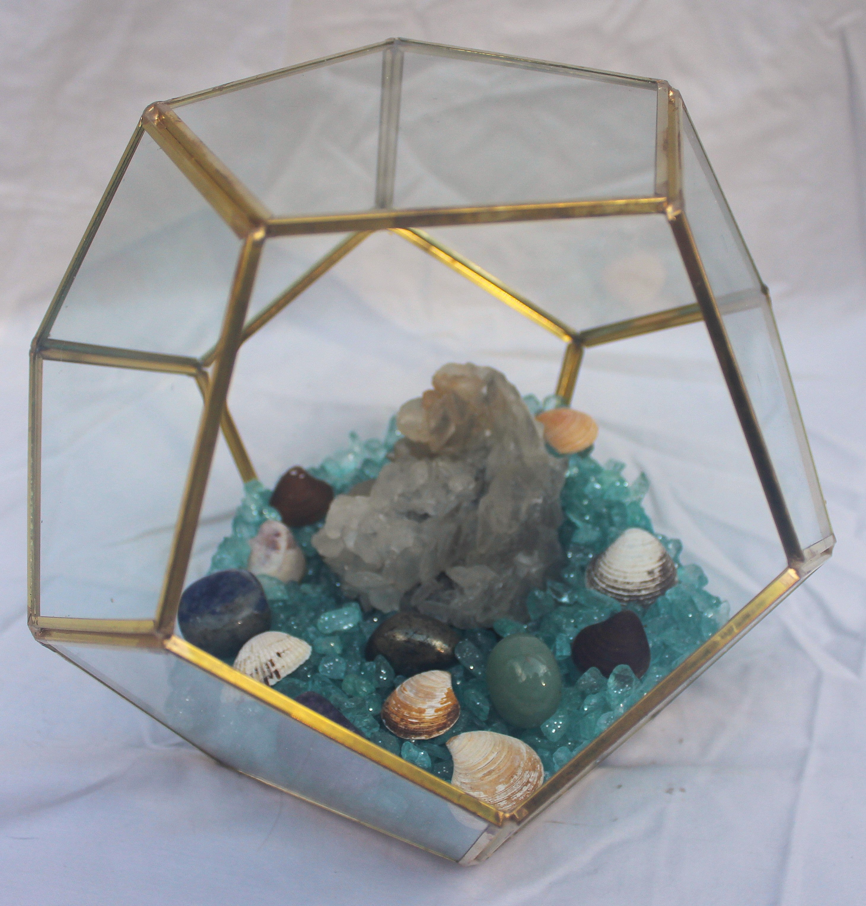 Crystal Geode Terrarium Scalenohedral Calcite - Dogtooth Tides | | Wiccan Center