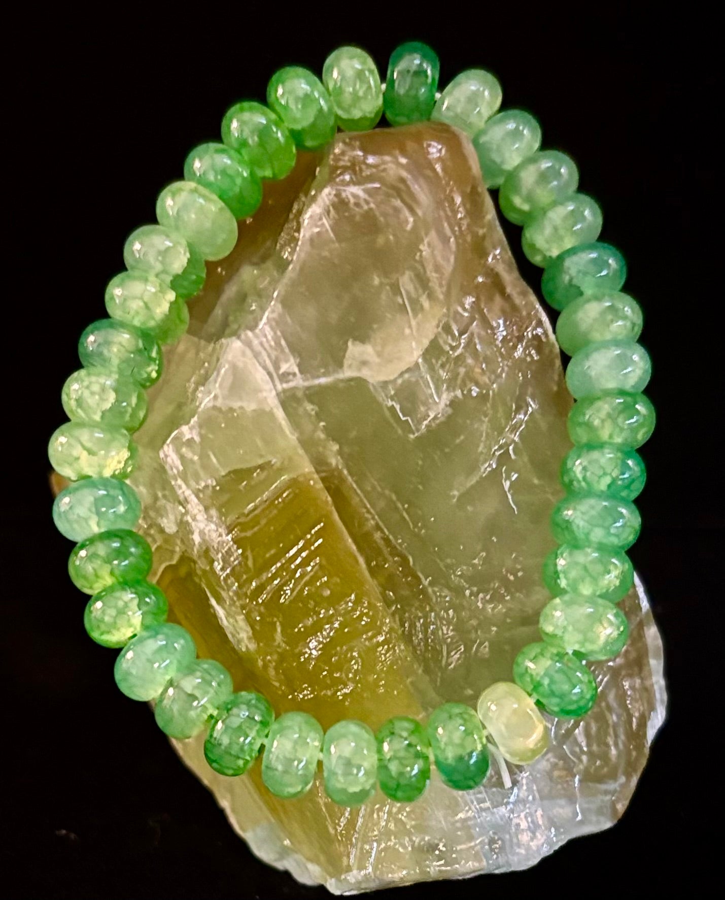 Green Agate Rondelle Bracelet – Calming Strength & Abundance | Medium Wrists | | Wiccan Center