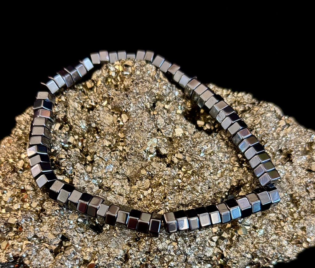 Retro Geometric Beaded Bracelet – Built for Large to Extra Large Wrists | | Wiccan Center
