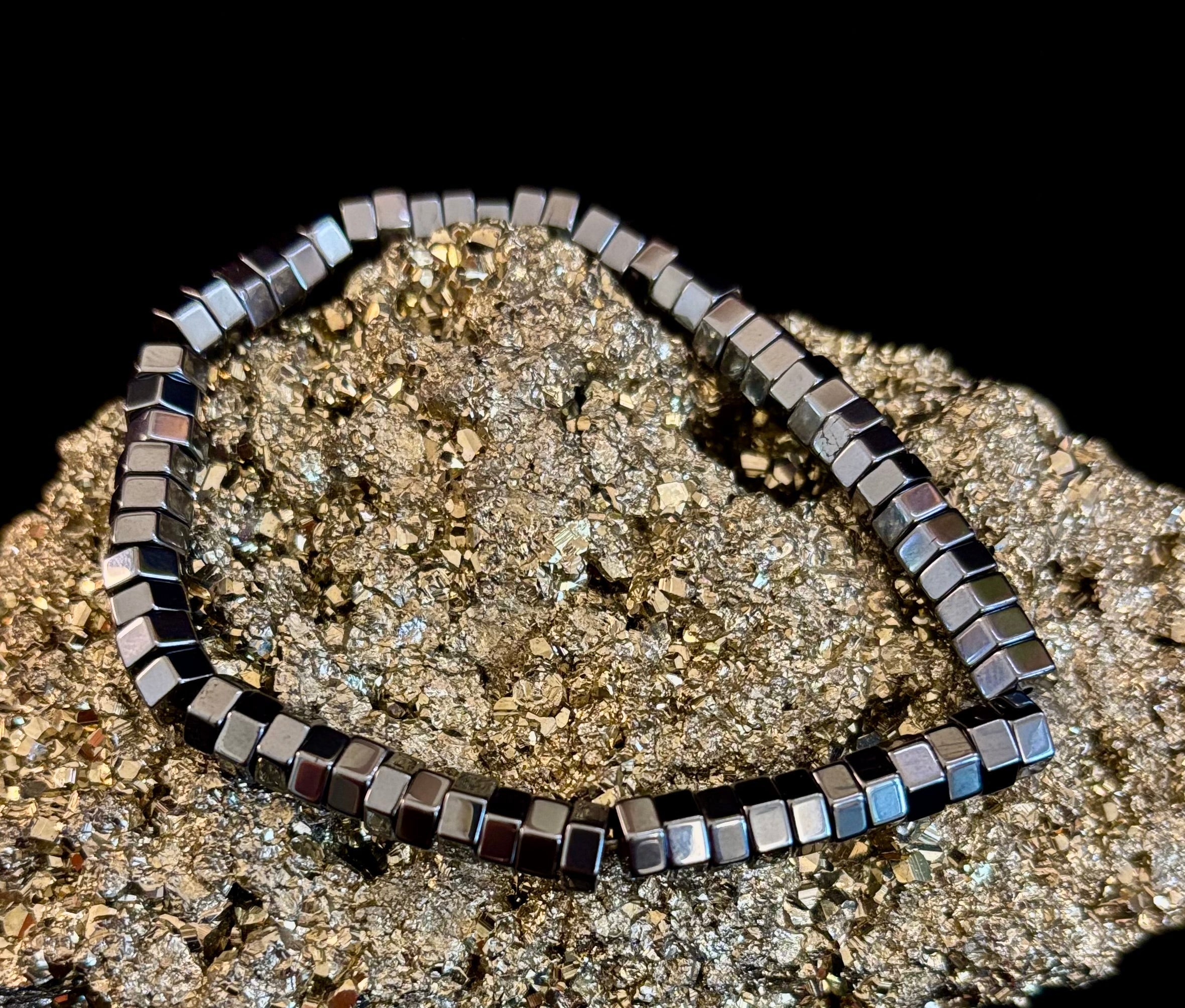 Retro Geometric Beaded Bracelet – Built for Large to Extra Large Wrists | | Wiccan Center