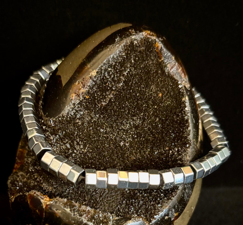 Sleek Silver Cube Beaded Bracelet – Minimalist Style for Any Occasion | | Wiccan Center